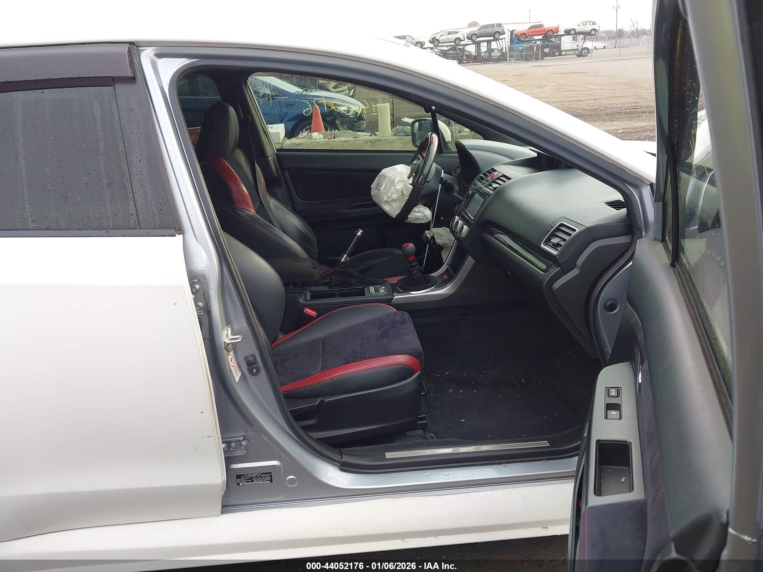 2015 Subaru Wrx Sti   White vin: JF1VA2P66F9817816