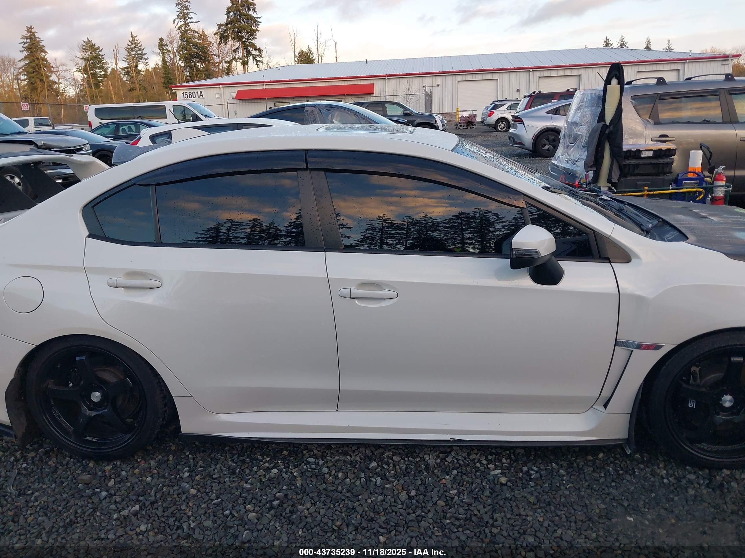 2015 Subaru Wrx Sti Limited White vin: JF1VA2S62F9809641