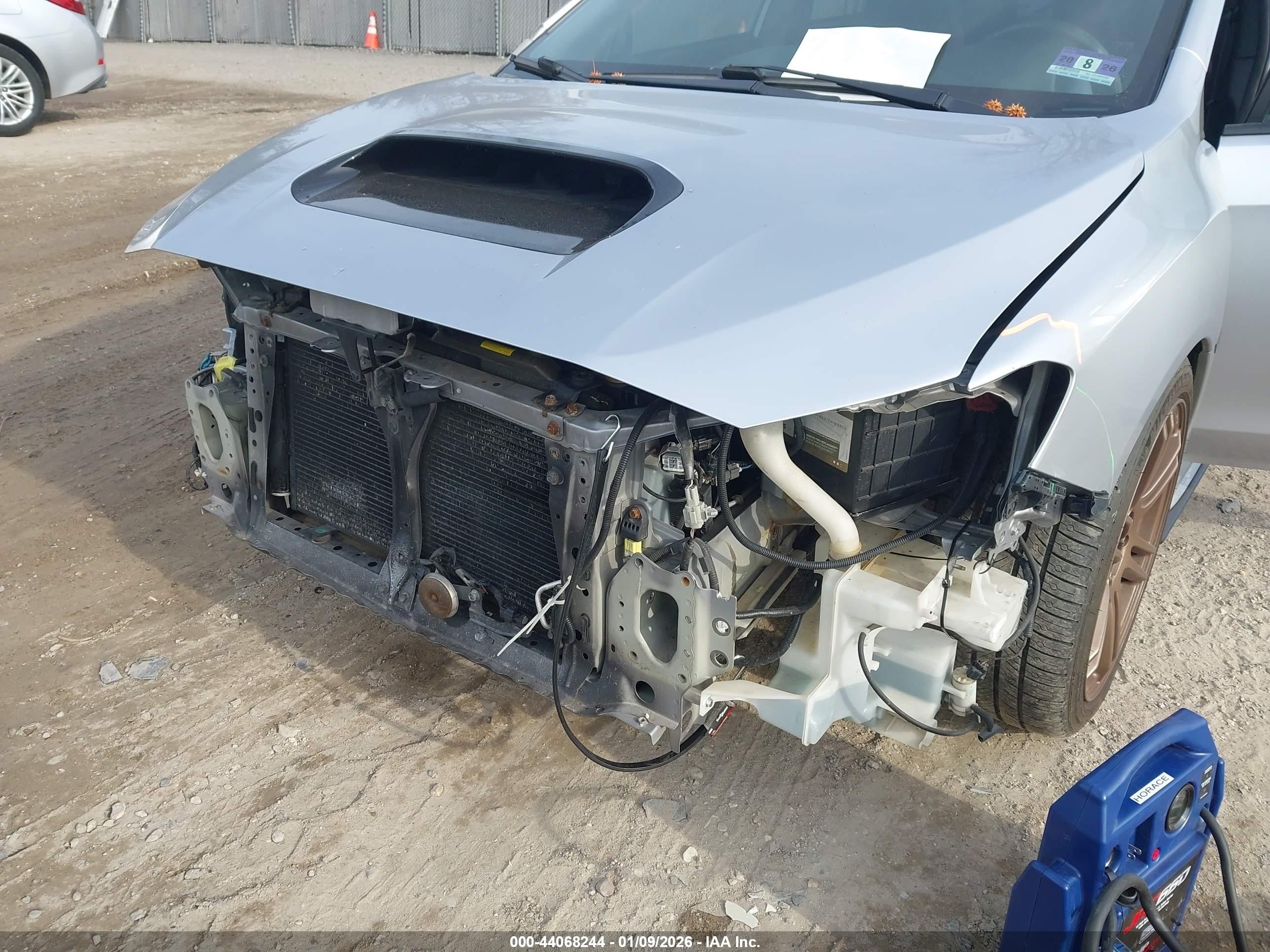 2015 Subaru Wrx Sti Limited Silver vin: JF1VA2S69F9800161