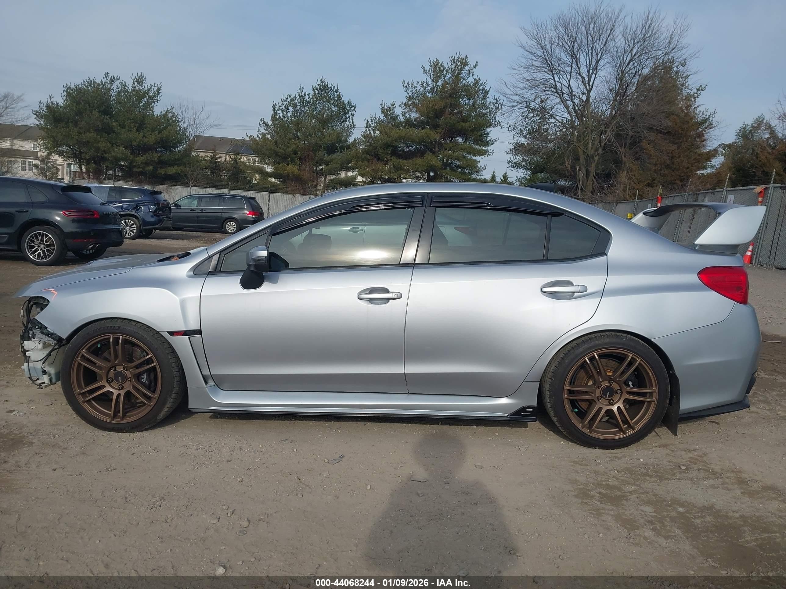 2015 Subaru Wrx Sti Limited Silver vin: JF1VA2S69F9800161