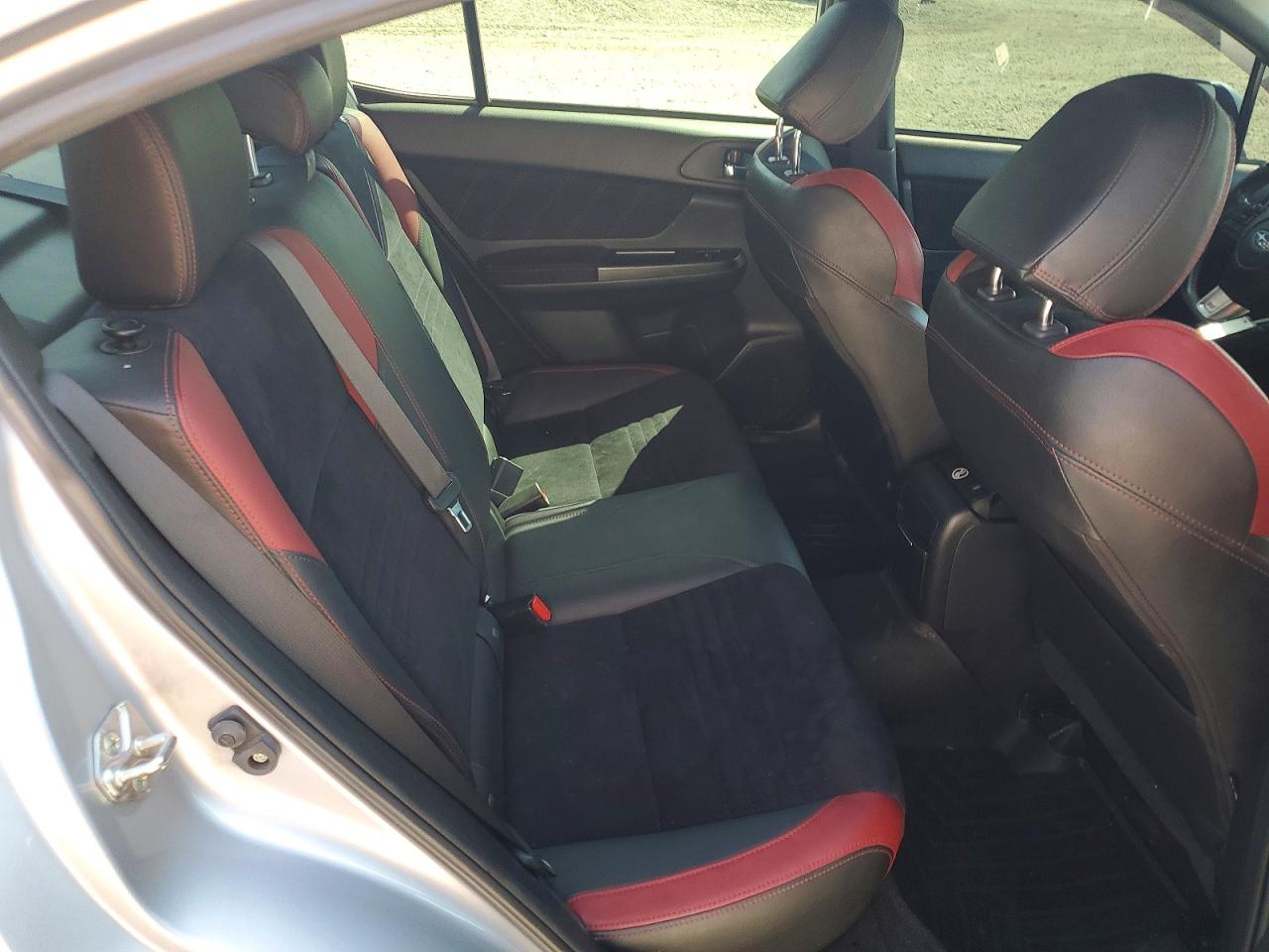 2016 Subaru Wrx Sti Silver vin: JF1VA2V69G9833383