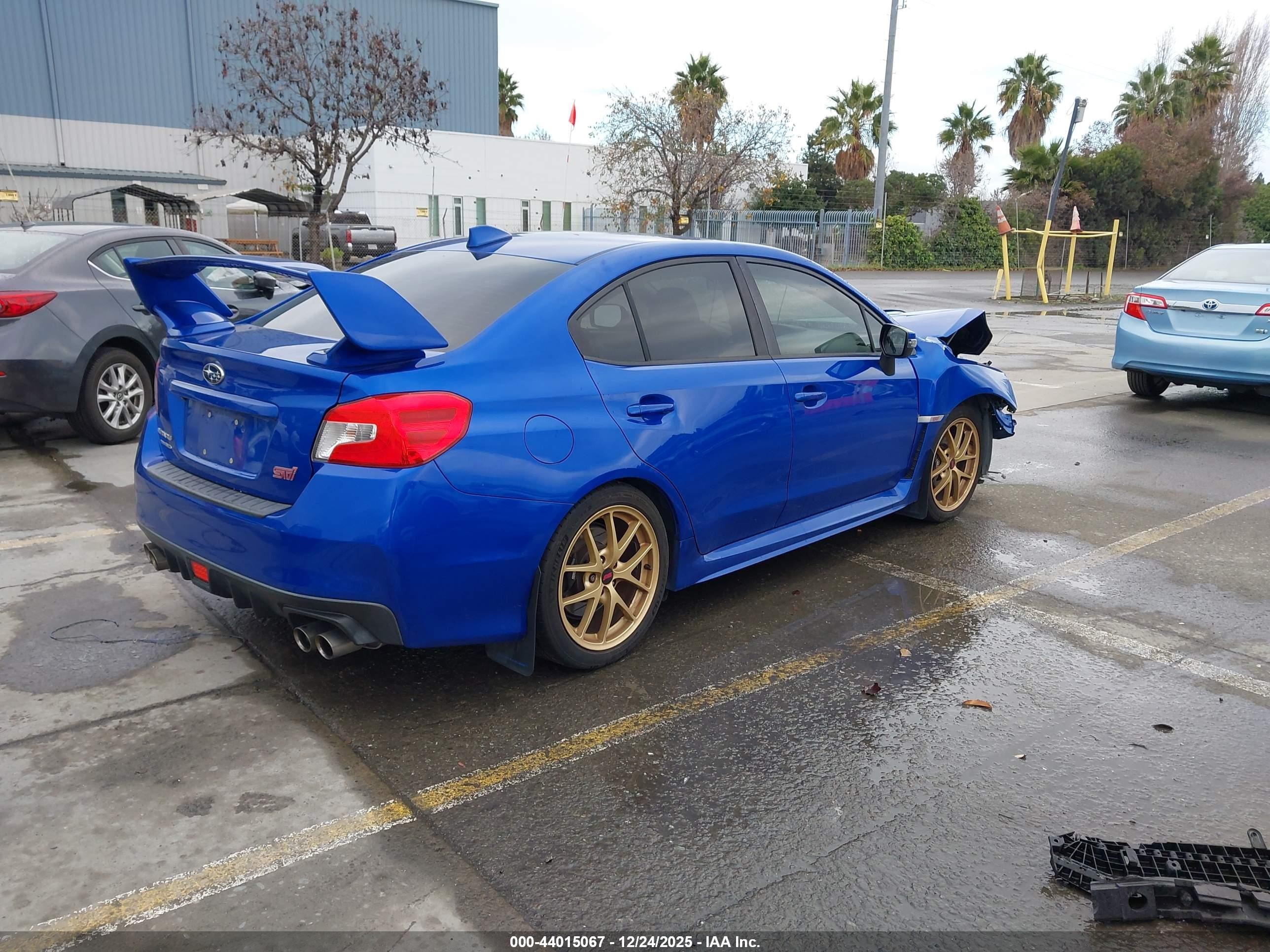 2015 Subaru Wrx Sti Launch Edition Blue vin: JF1VA2W62F9801291