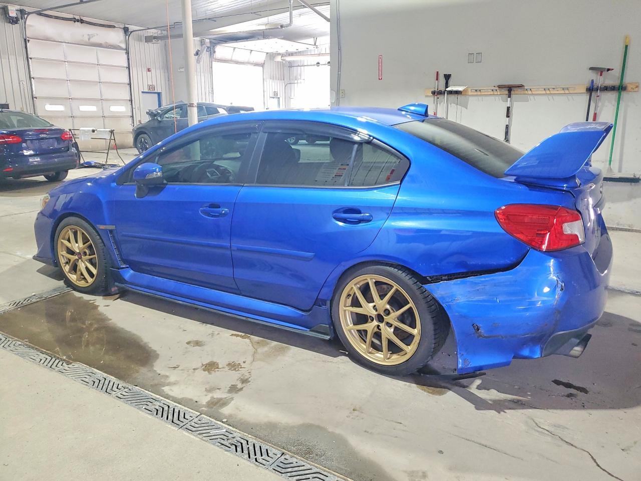 2015 Subaru Wrx Sti Launch Edition Blue vin: JF1VA2W62F9802151
