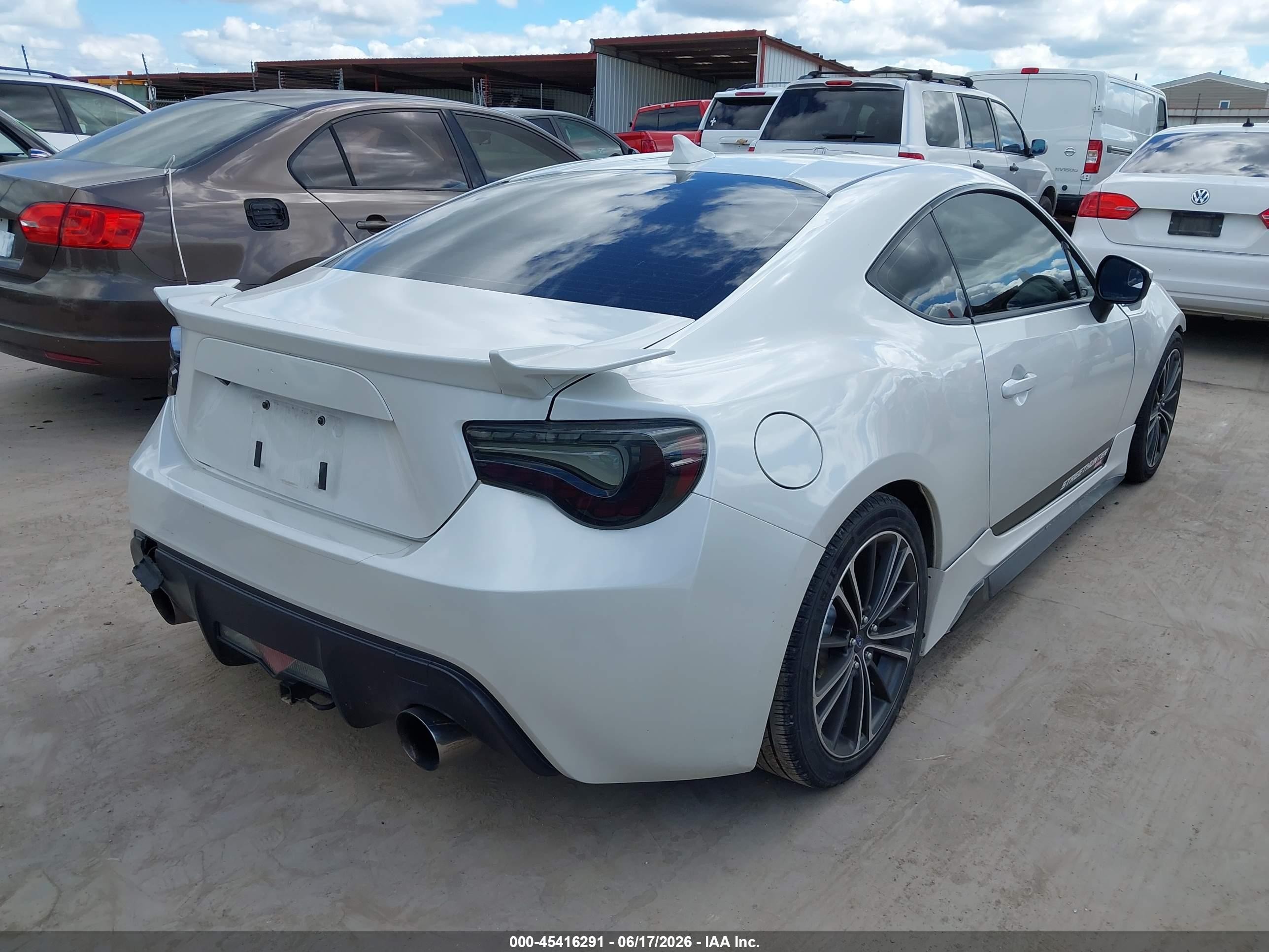 2013 Subaru Brz Premium Белый vin: JF1ZCAB10D1609752