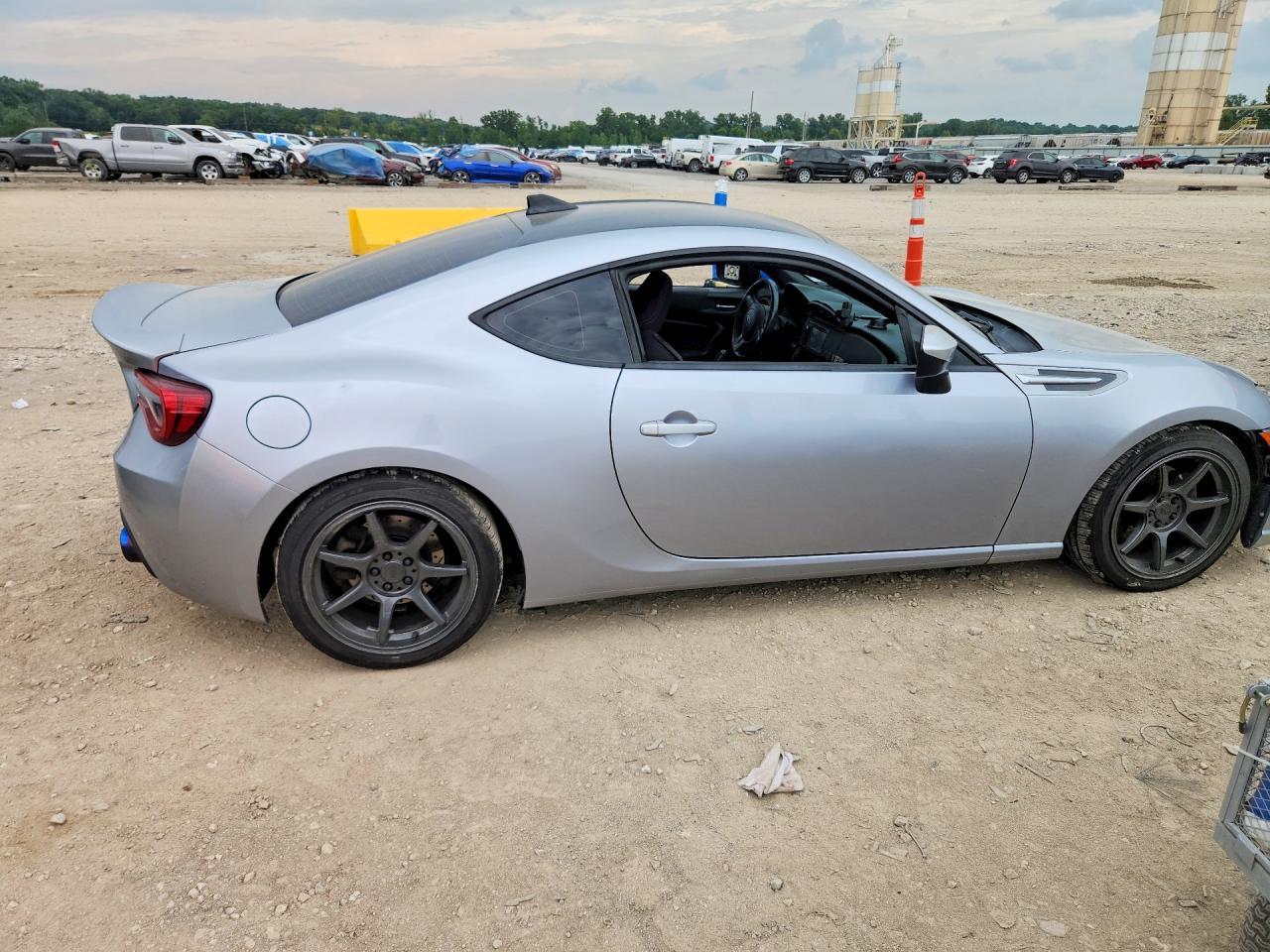 2015 Subaru Brz 2.0 Premium Silver vin: JF1ZCAB10F9602305