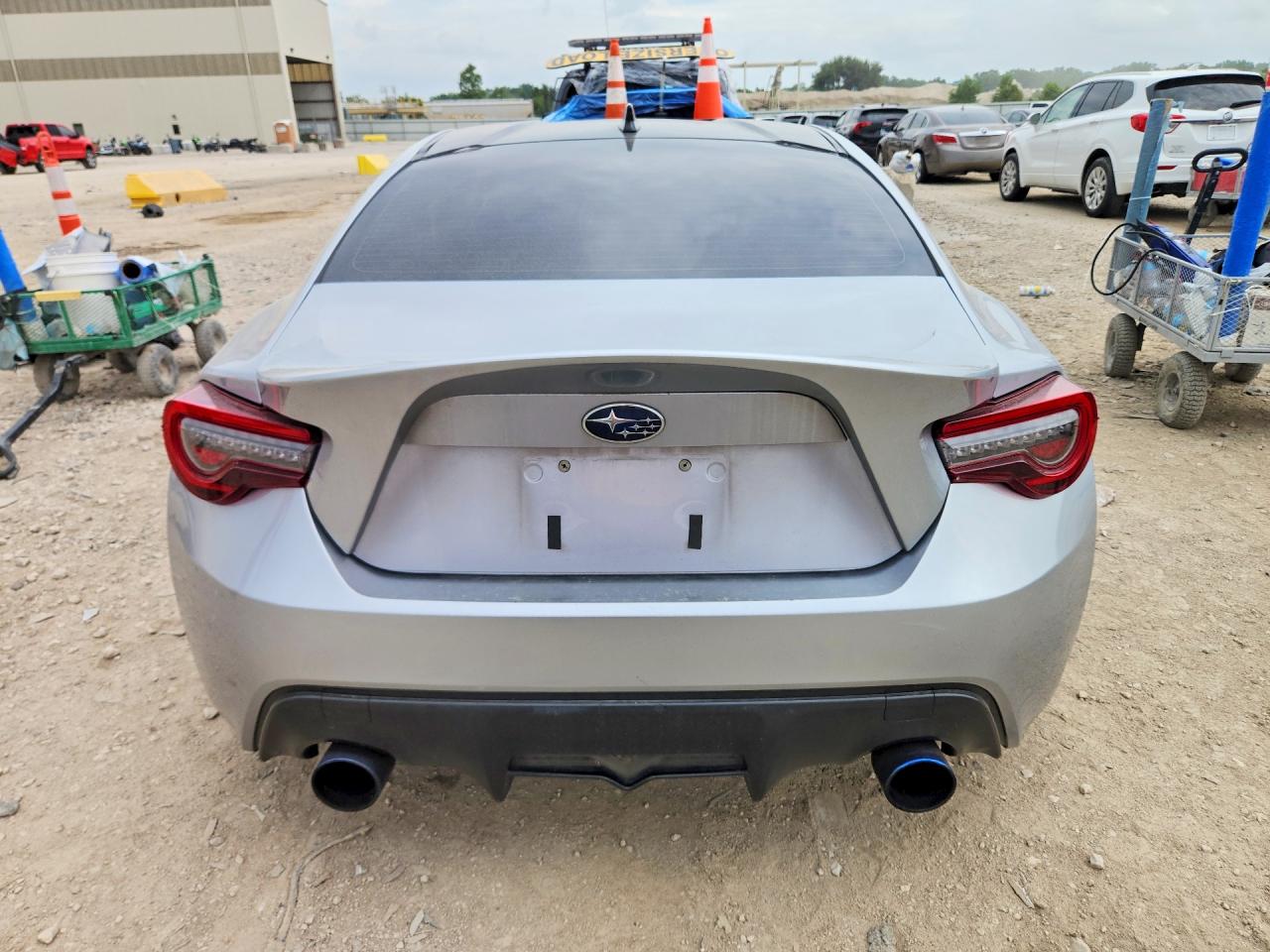 2015 Subaru Brz 2.0 Premium Silver vin: JF1ZCAB10F9602305