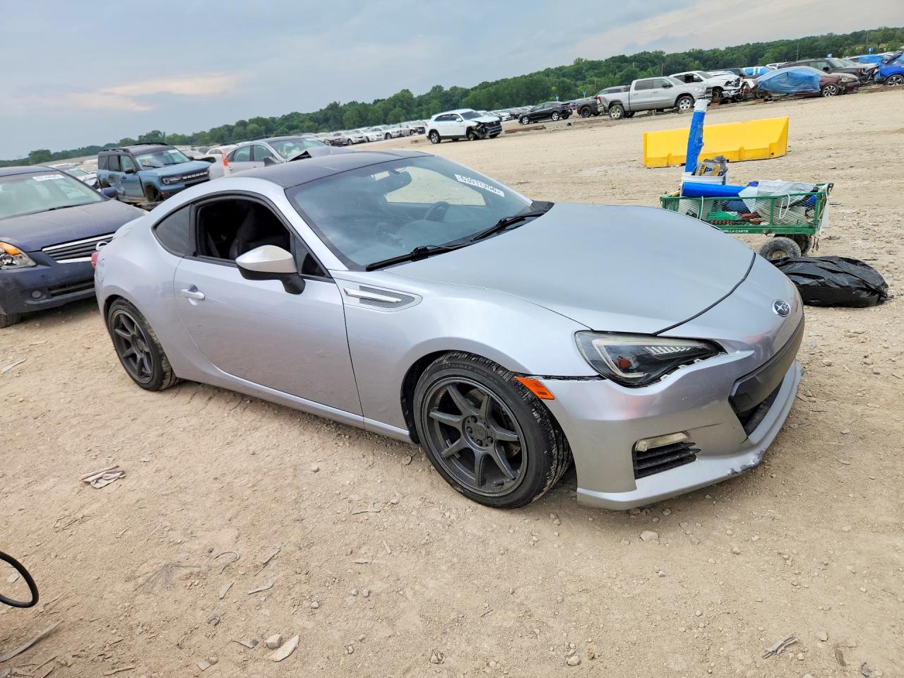 2015 Subaru Brz 2.0 Premium Silver vin: JF1ZCAB10F9602305