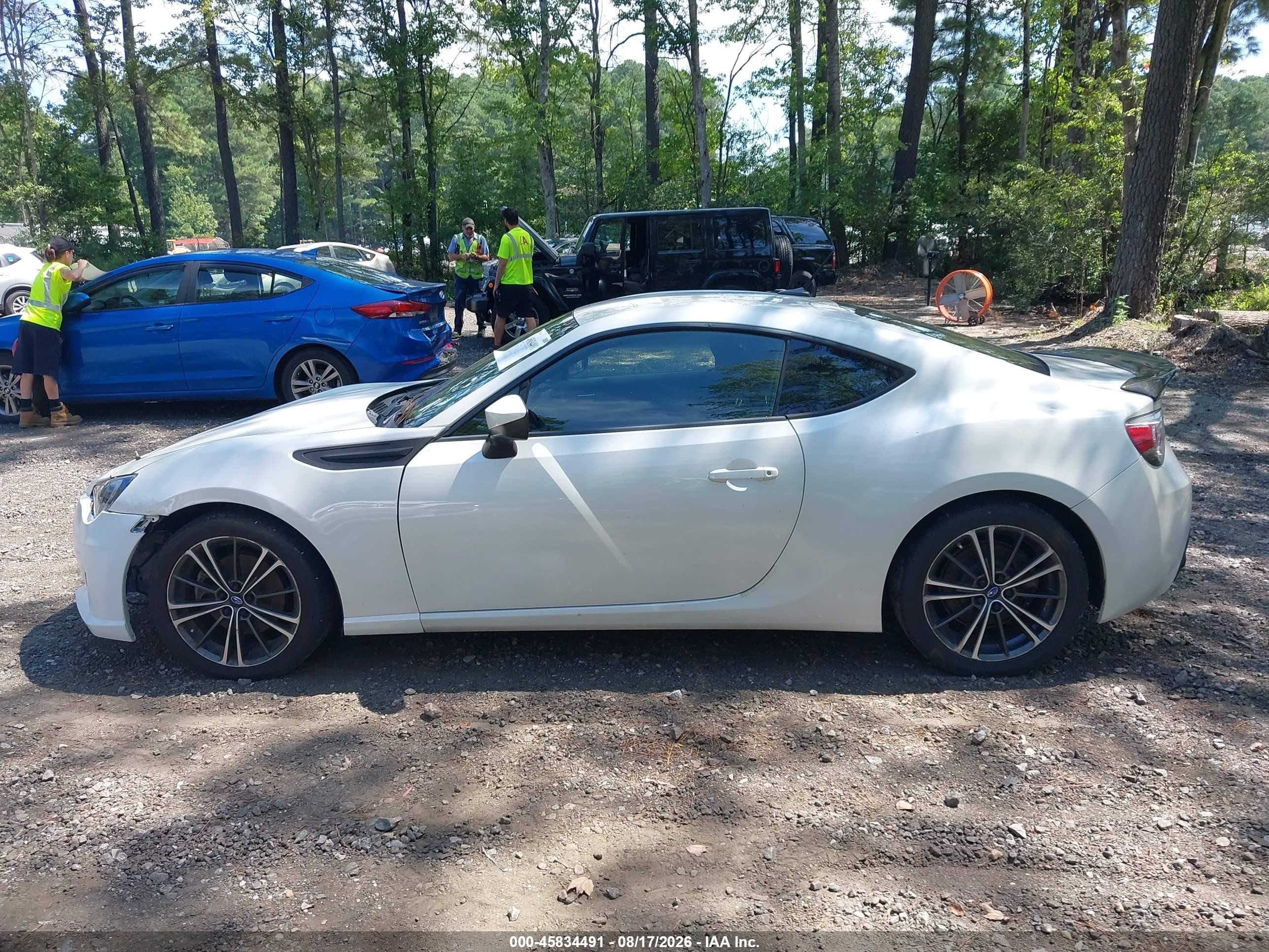 2014 Subaru Brz Premium White vin: JF1ZCAB12E9605589
