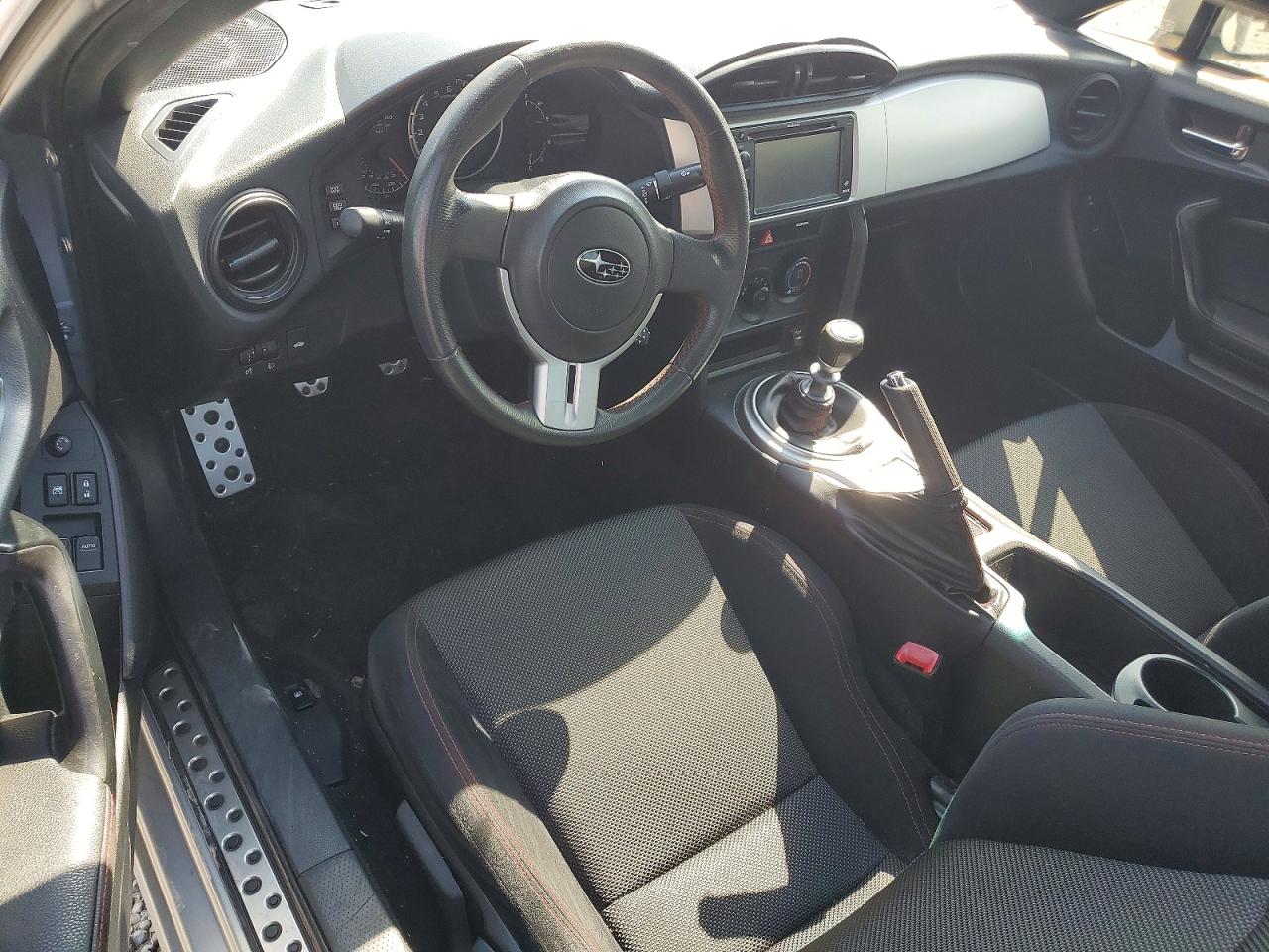 2013 Subaru Brz 2.0 Premium Серебряный vin: JF1ZCAB16D1610100