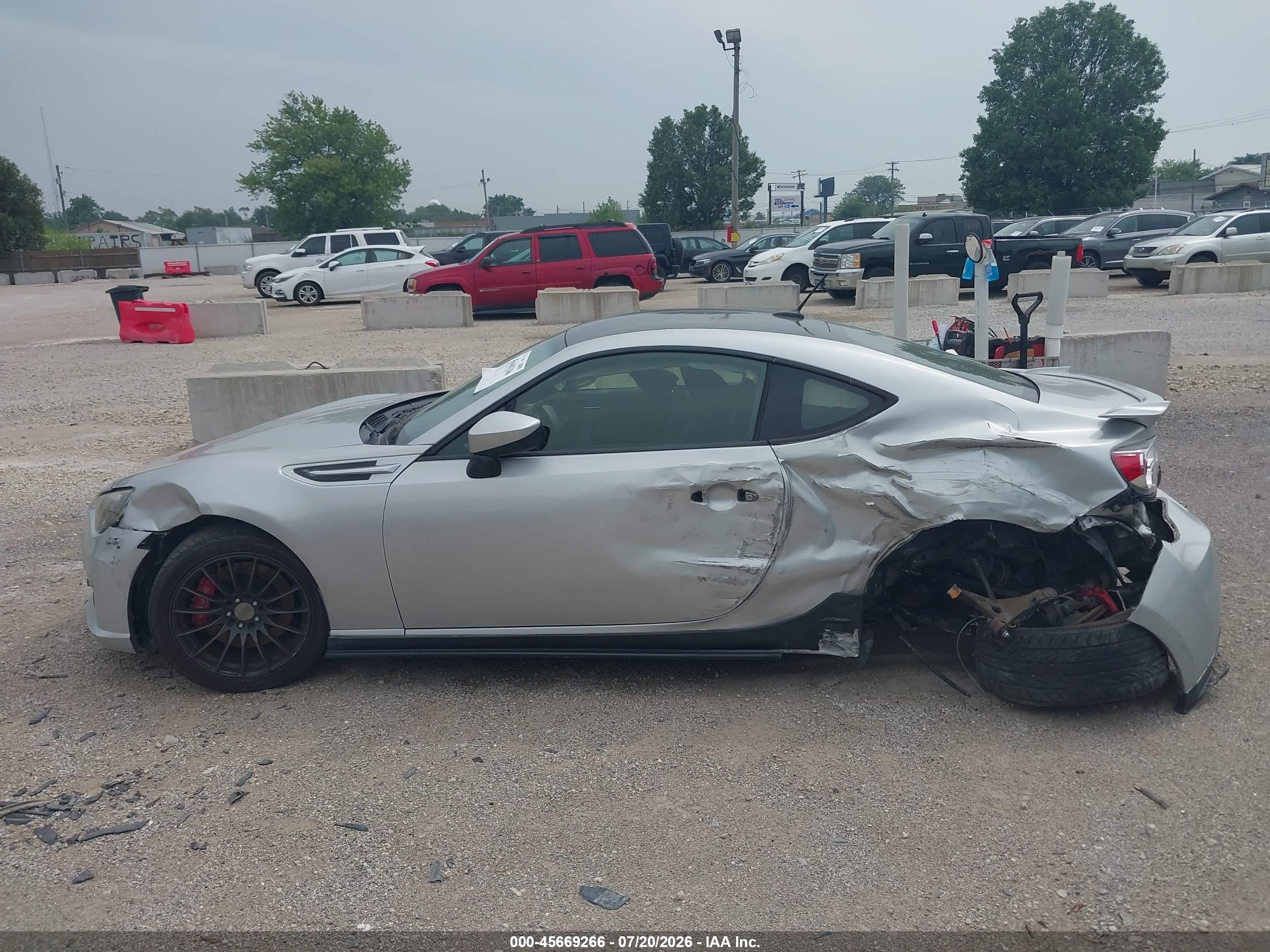 2013 Subaru Brz Premium Silver vin: JF1ZCAB17D1608128