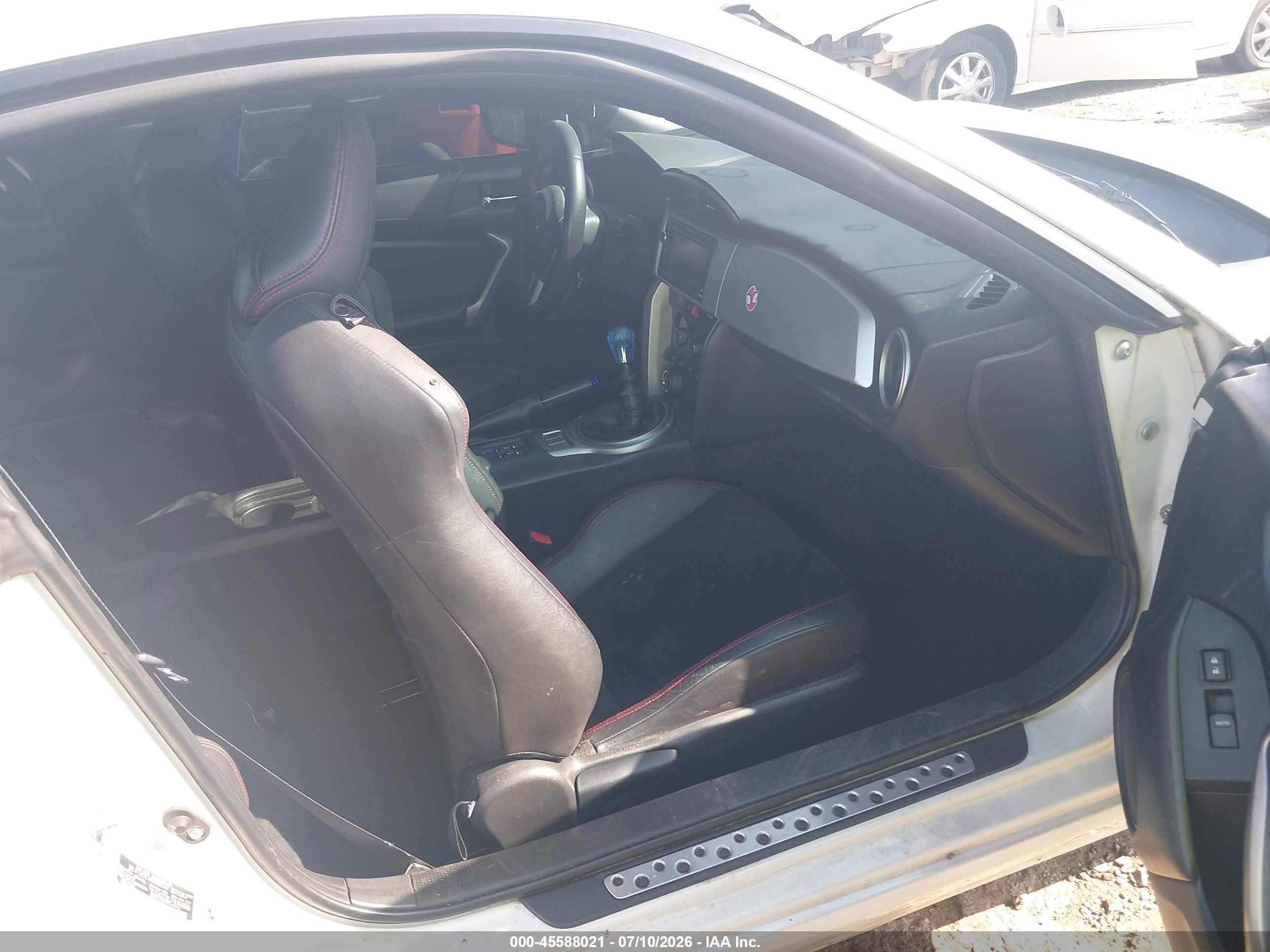 2013 Subaru Brz Limited Белый vin: JF1ZCAC10D1602282