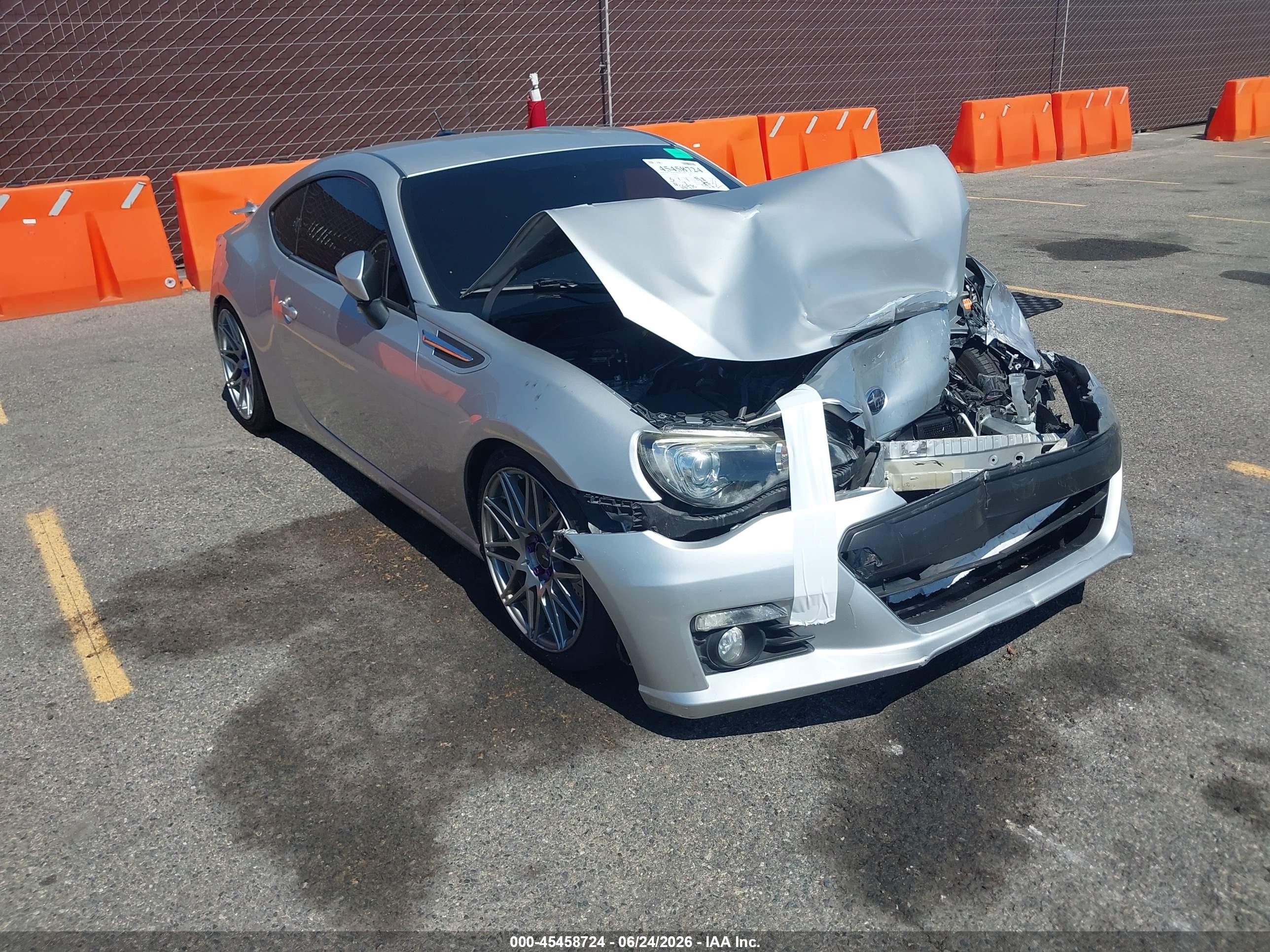 2014 Subaru Brz Limited Silver vin: JF1ZCAC11E9602715