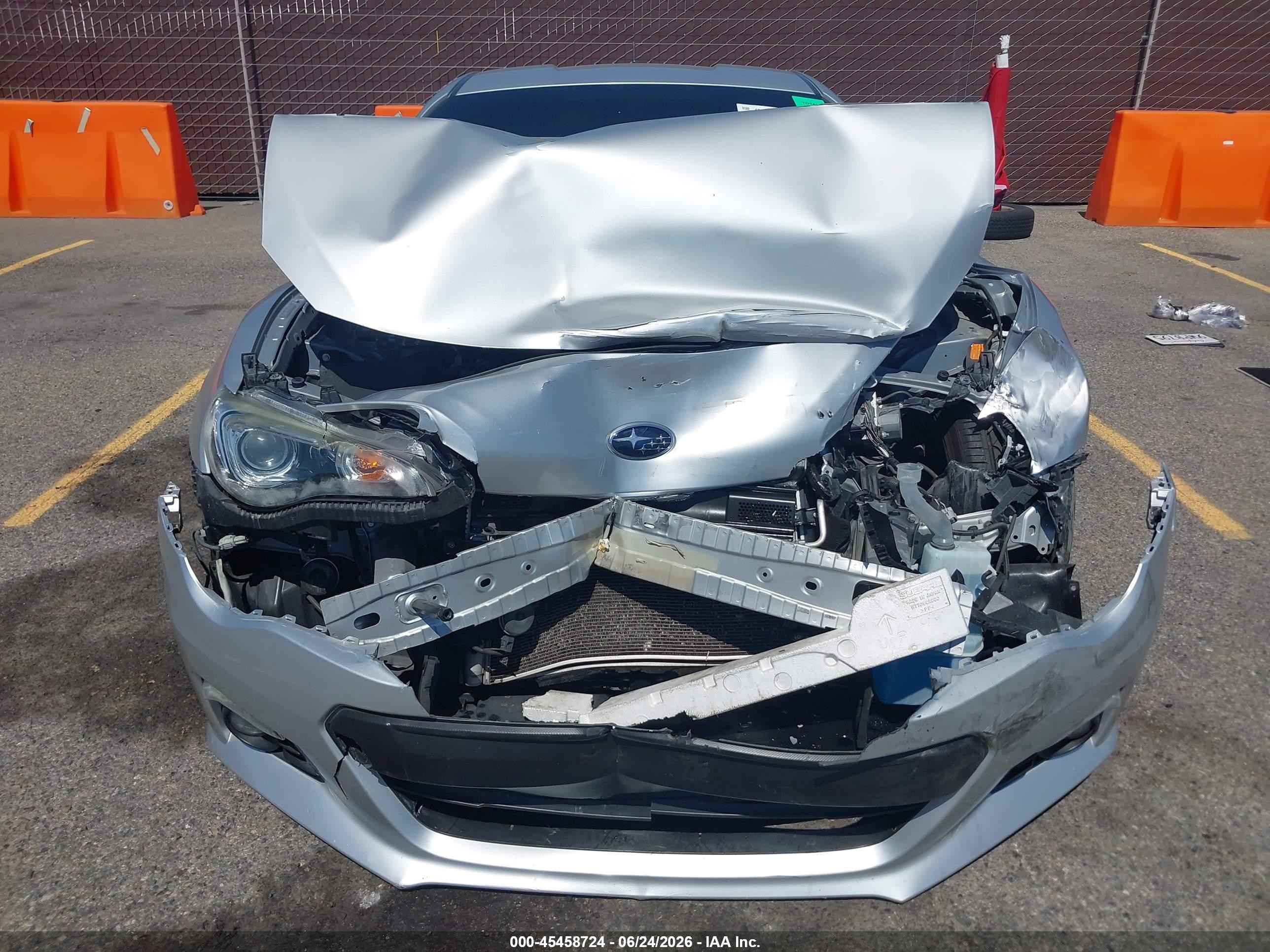 2014 Subaru Brz Limited Silver vin: JF1ZCAC11E9602715