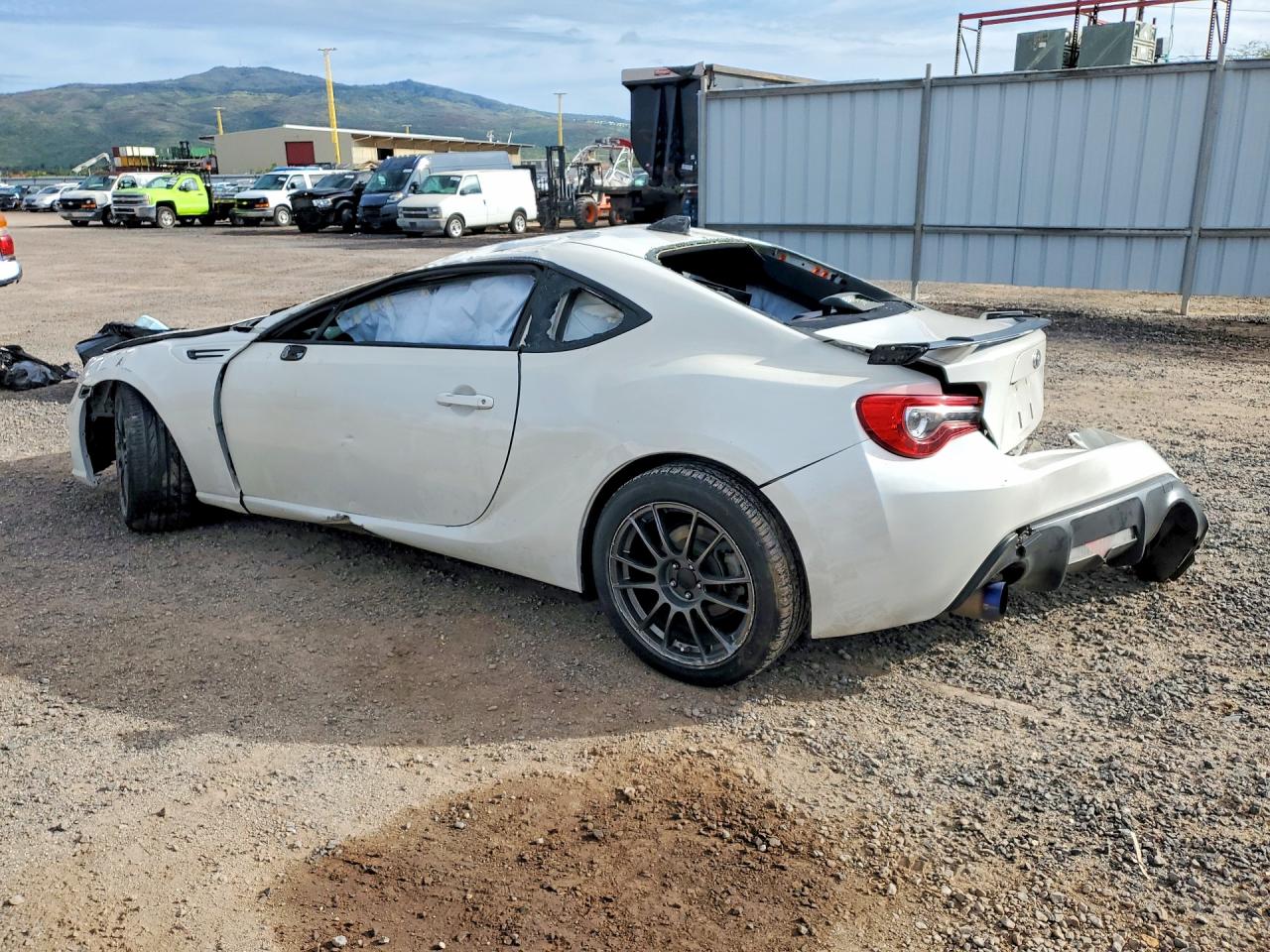 2017 Subaru Brz 2.0 Limited White vin: JF1ZCAC13H9600968