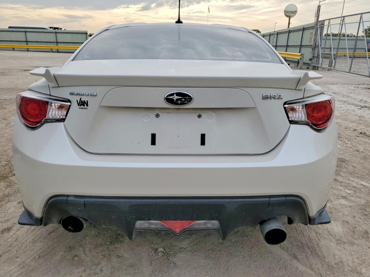 2014 Subaru Brz 2.0 Limited Белый vin: JF1ZCAC14E9604538