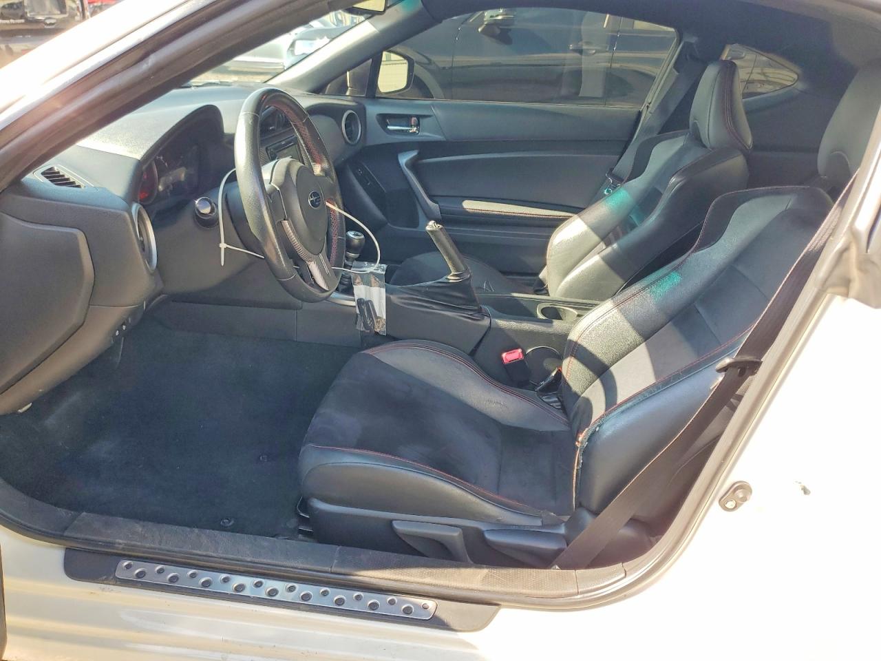 2014 Subaru Brz 2.0 Limited White vin: JF1ZCAC14E9605656