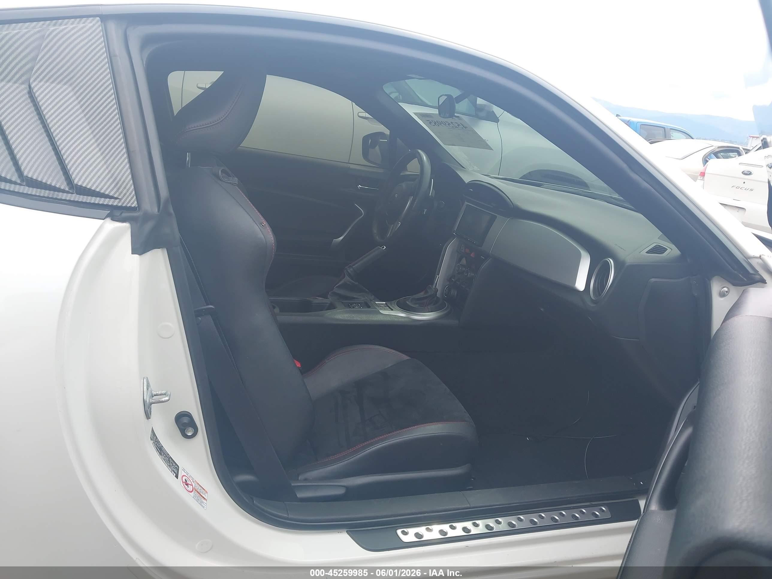 2014 Subaru Brz Limited Белый vin: JF1ZCAC15E8605543