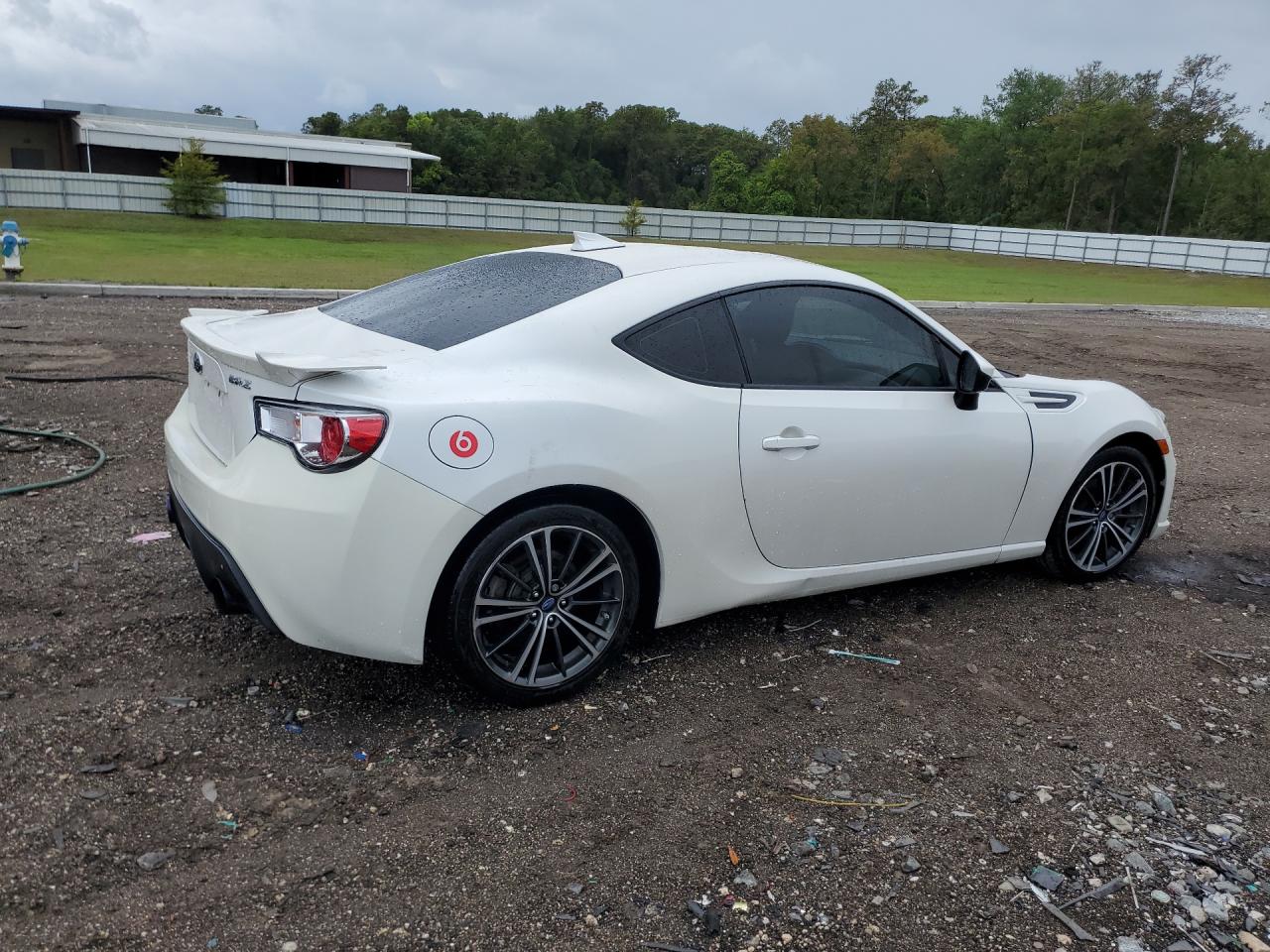 2013 Subaru Brz 2.0 Limited Белый vin: JF1ZCAC16D2602846 Damage: Right Rocker Panel, Dent(S) W/ Paint Dmg, 7 To 8 Inches