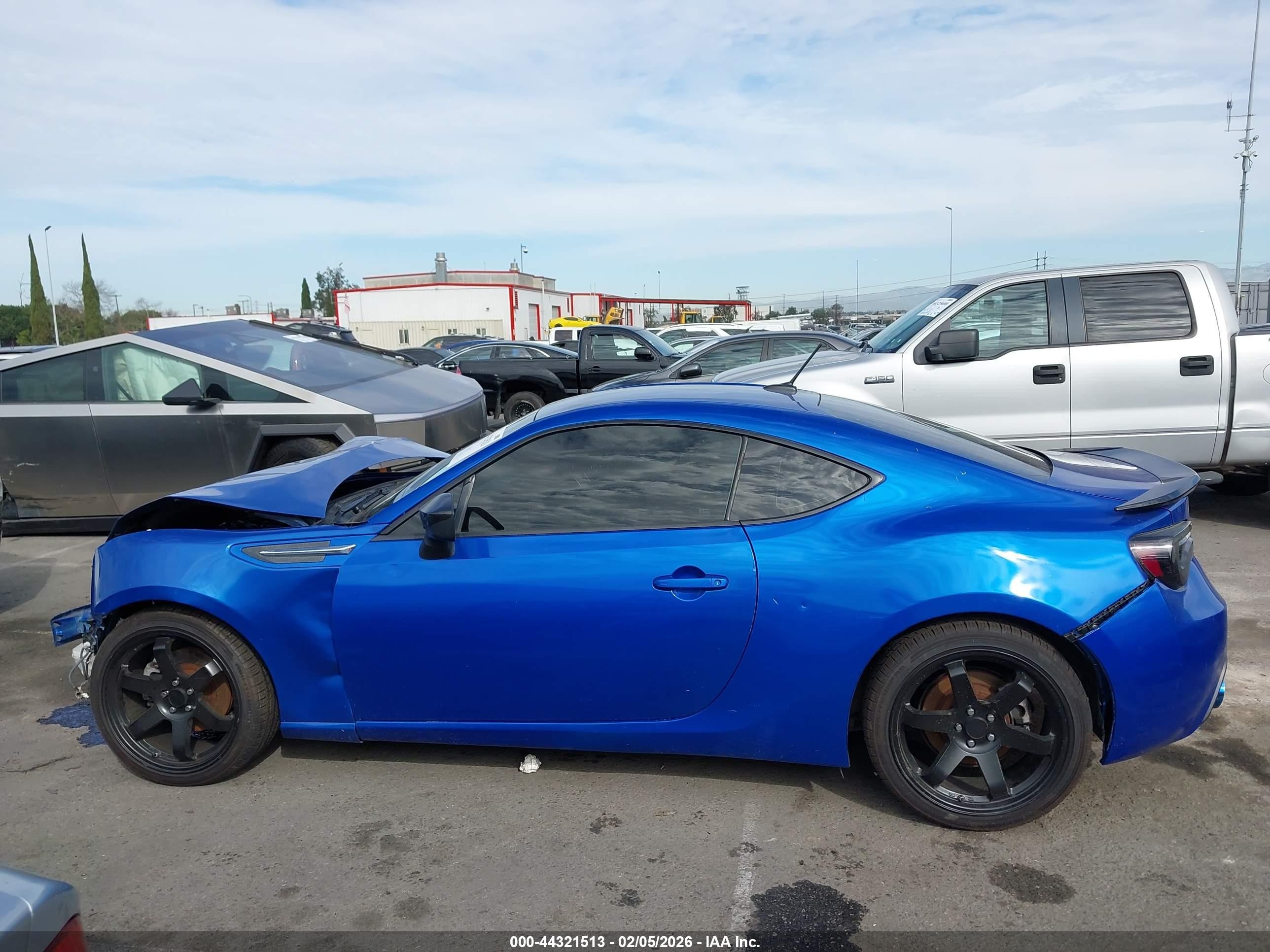 2014 Subaru Brz Limited Blue vin: JF1ZCAC16E8604868