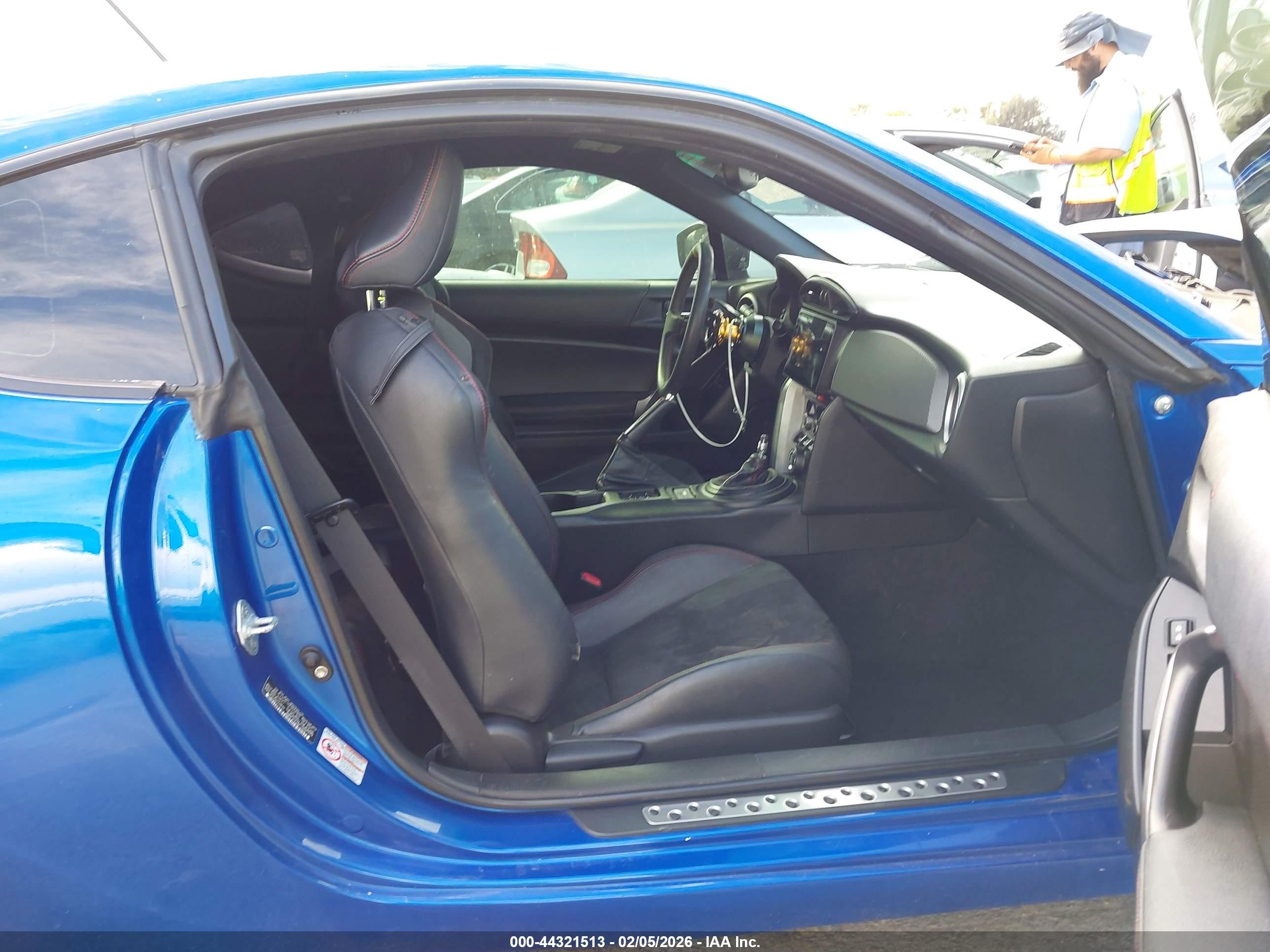 2014 Subaru Brz Limited Blue vin: JF1ZCAC16E8604868