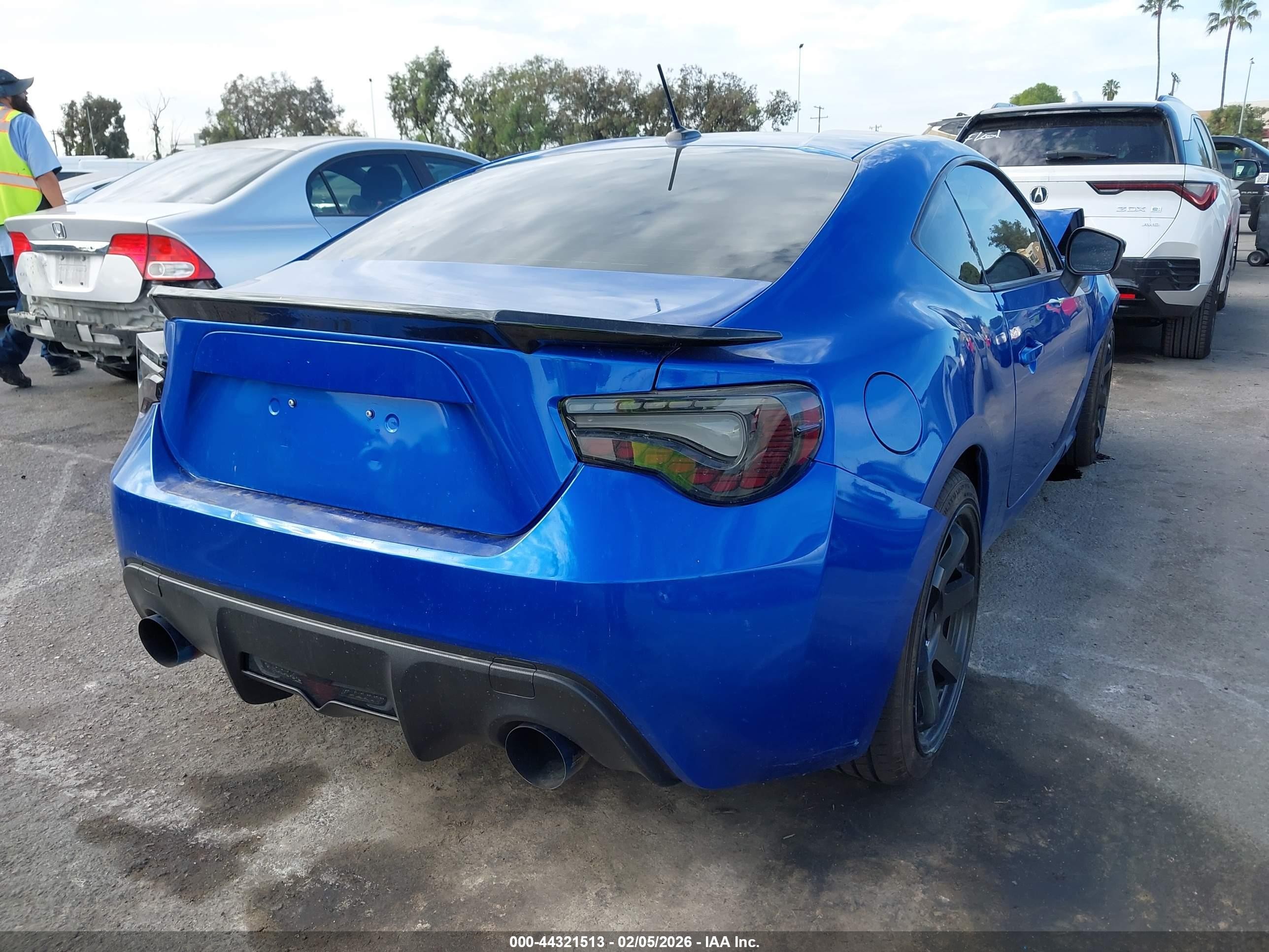 2014 Subaru Brz Limited Blue vin: JF1ZCAC16E8604868