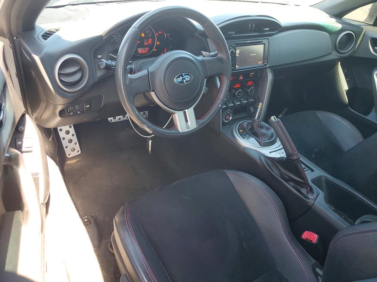2015 Subaru Brz 2.0 Limited Белый vin: JF1ZCAC17F8600216