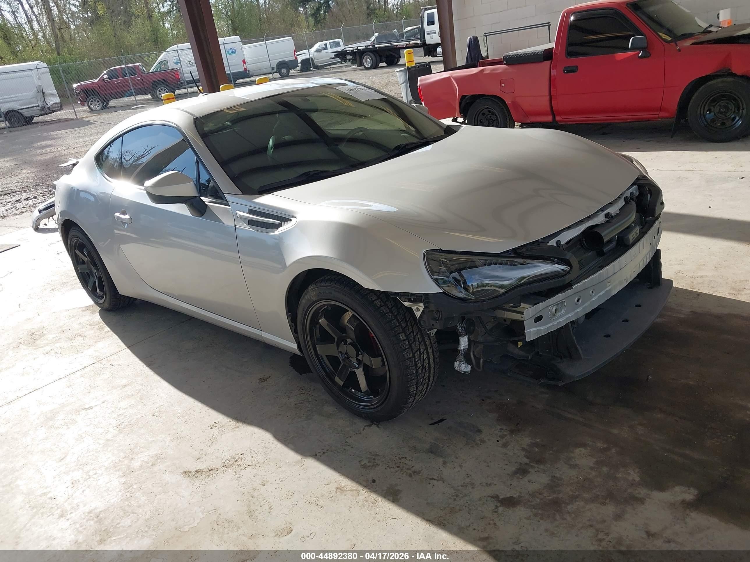 2014 Subaru Brz Limited Серебряный vin: JF1ZCAC18E9603618