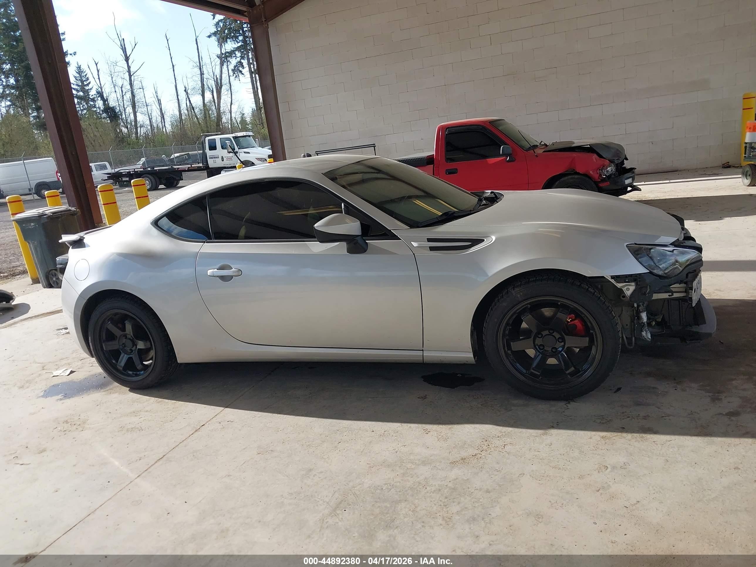 2014 Subaru Brz Limited Серебряный vin: JF1ZCAC18E9603618