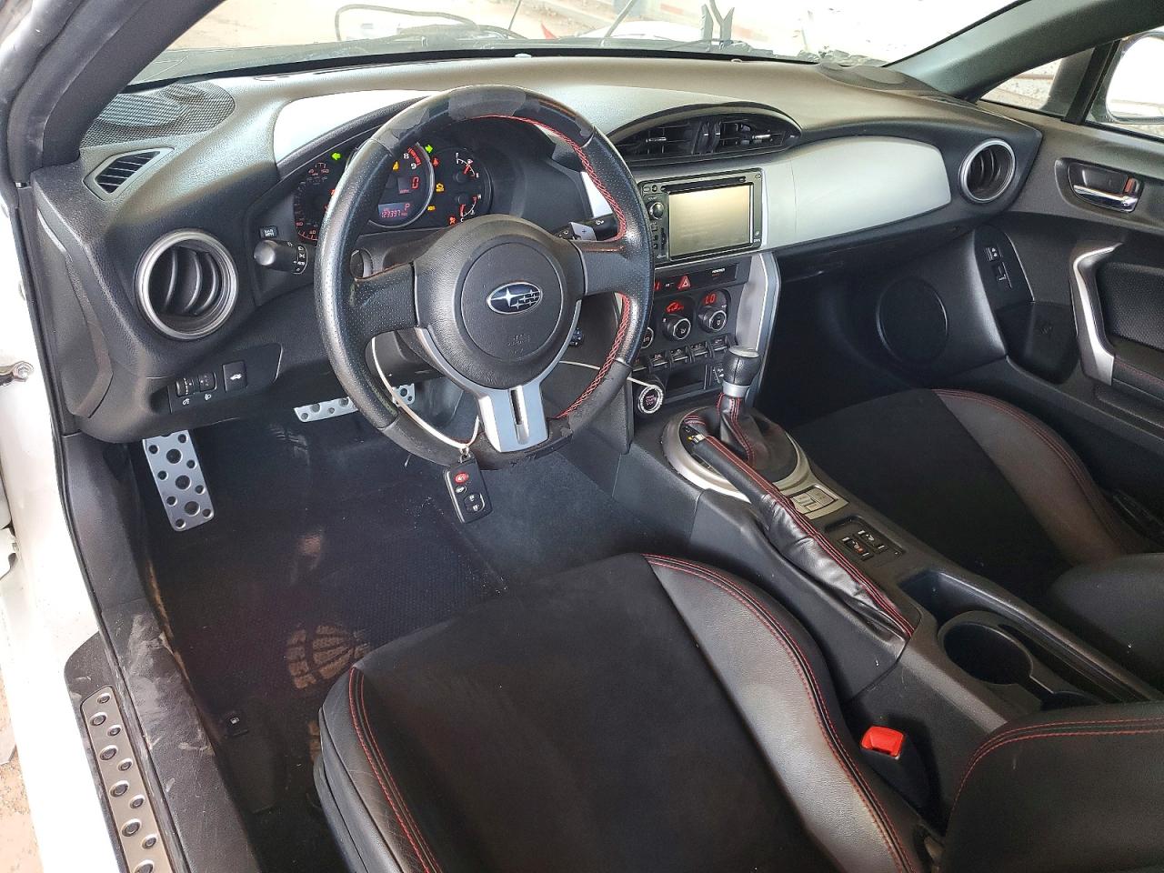 2013 Subaru Brz 2.0 Limited White vin: JF1ZCAC19D2613386
