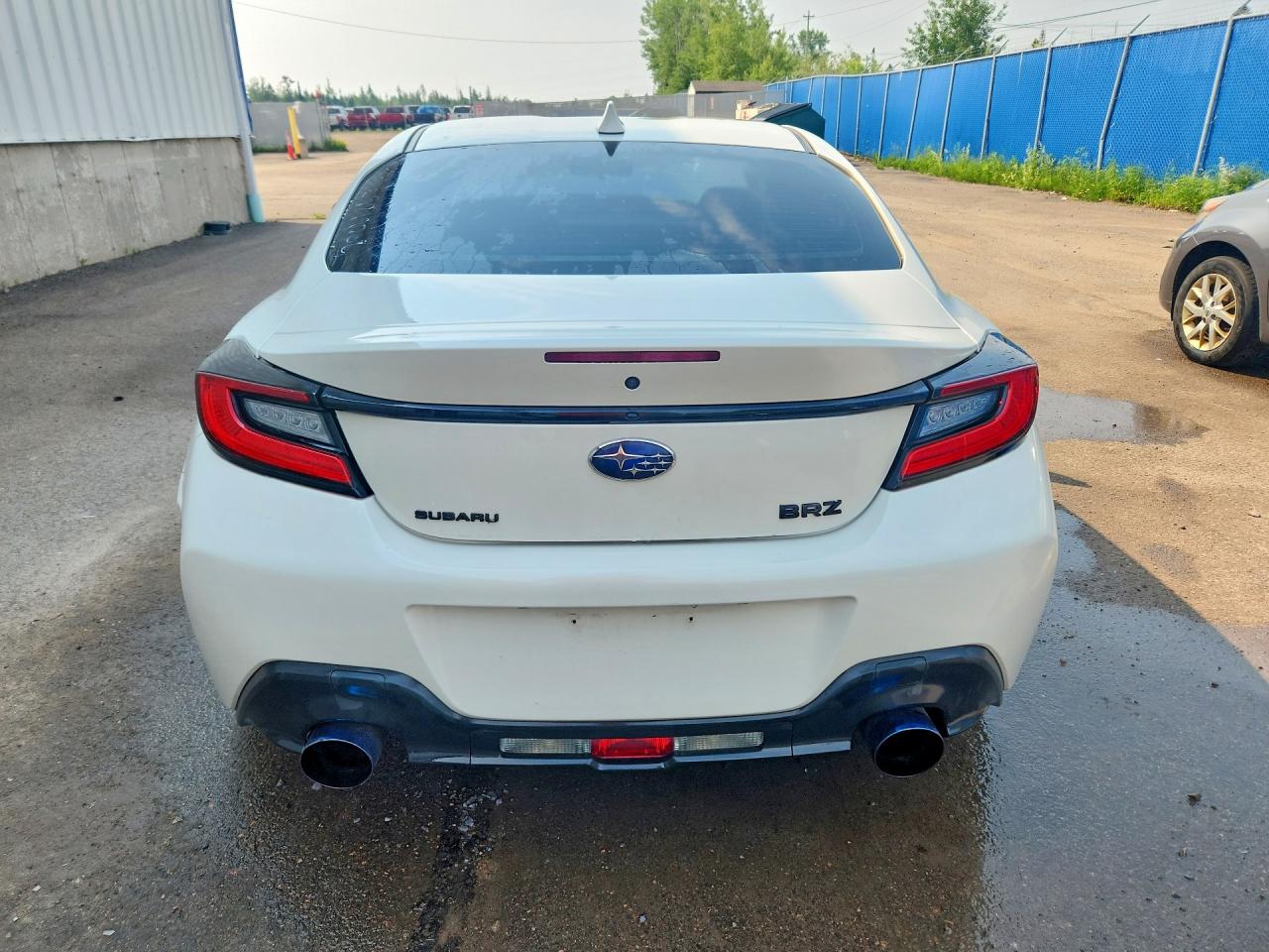 2022 Subaru Brz Limited White vin: JF1ZDBE18N9700639