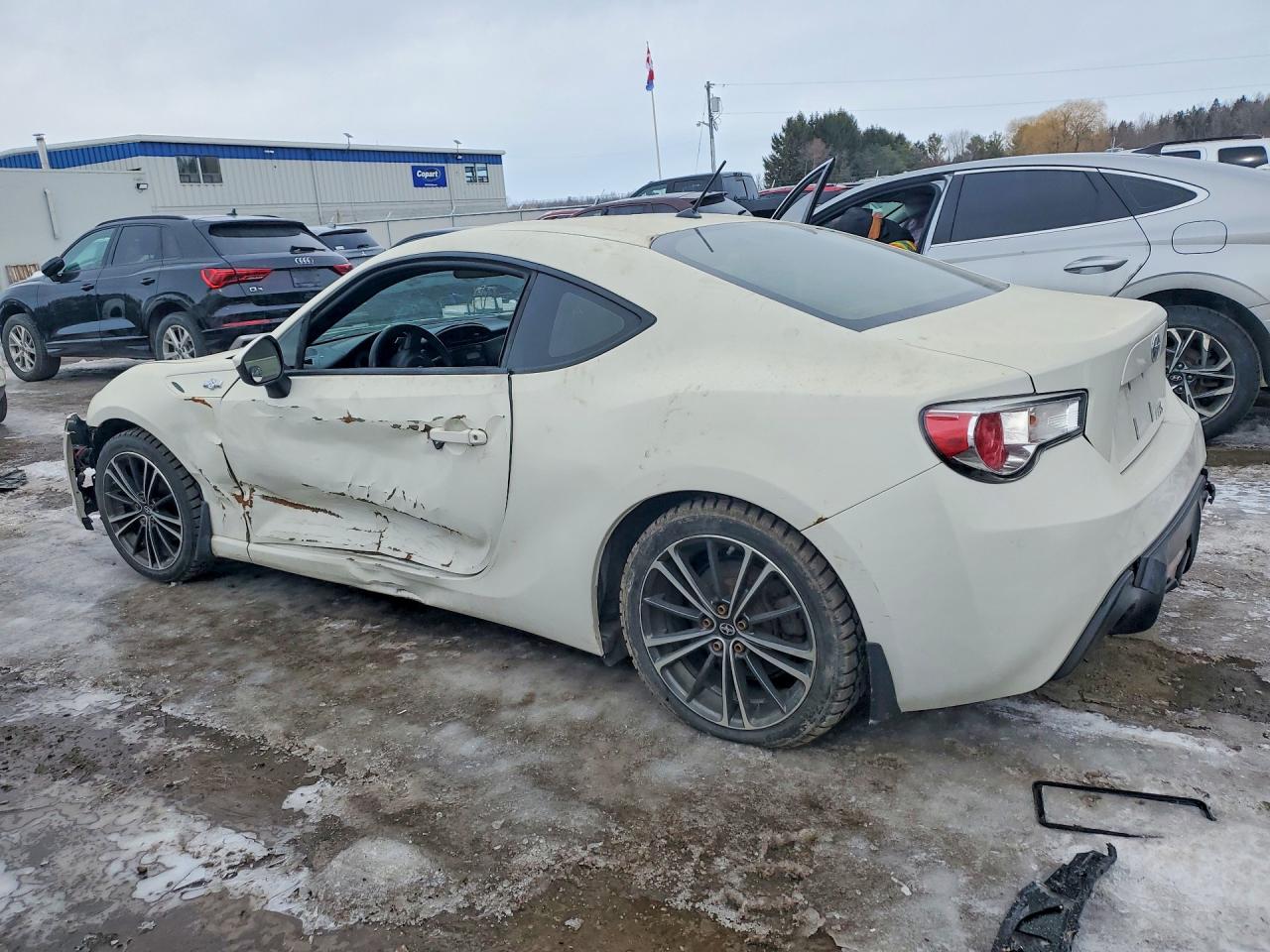 2013 Toyota Scion Fr-s Белый vin: JF1ZNAA10D2713549