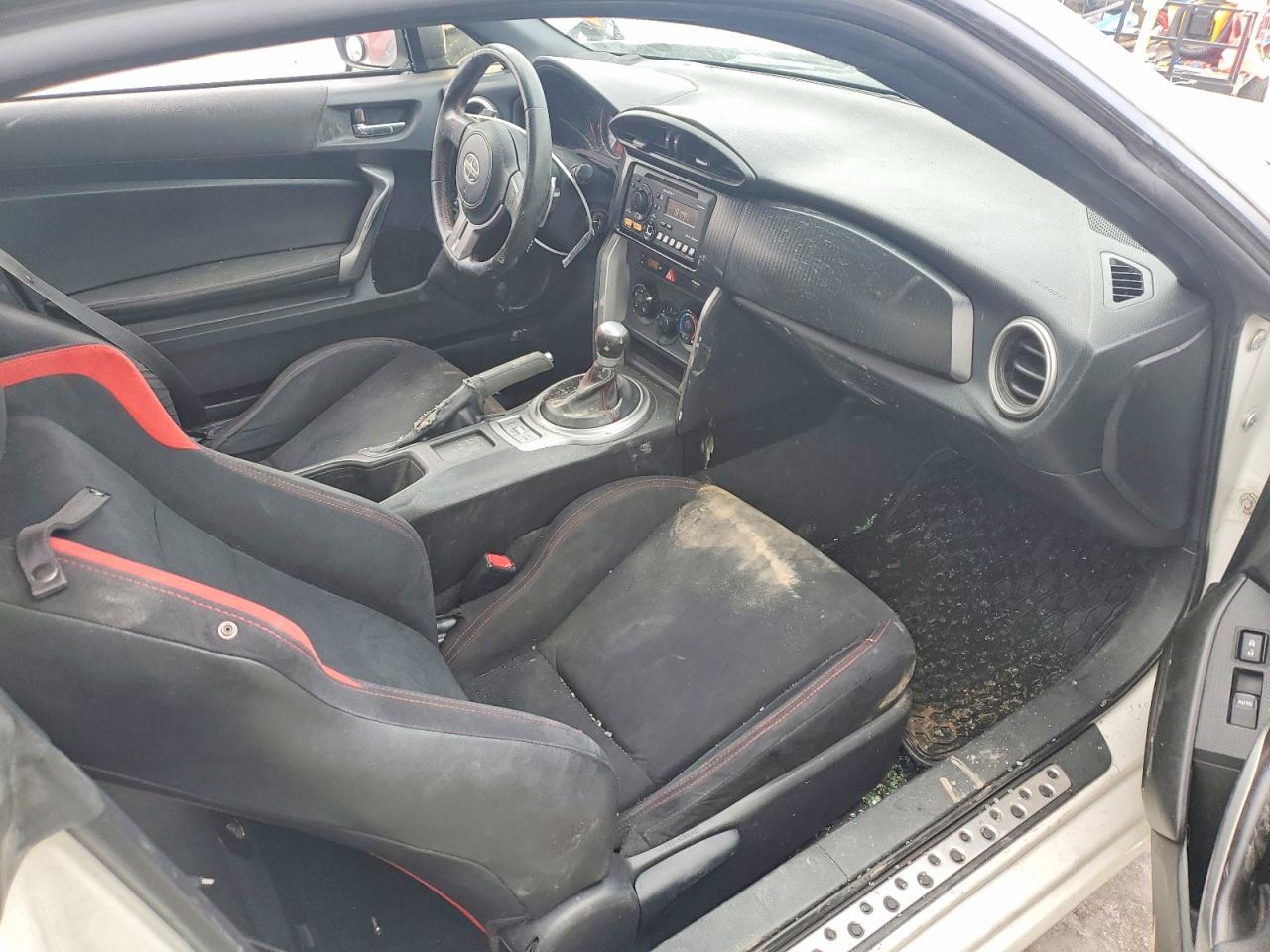 2013 Toyota Scion Fr-s Белый vin: JF1ZNAA10D2713549