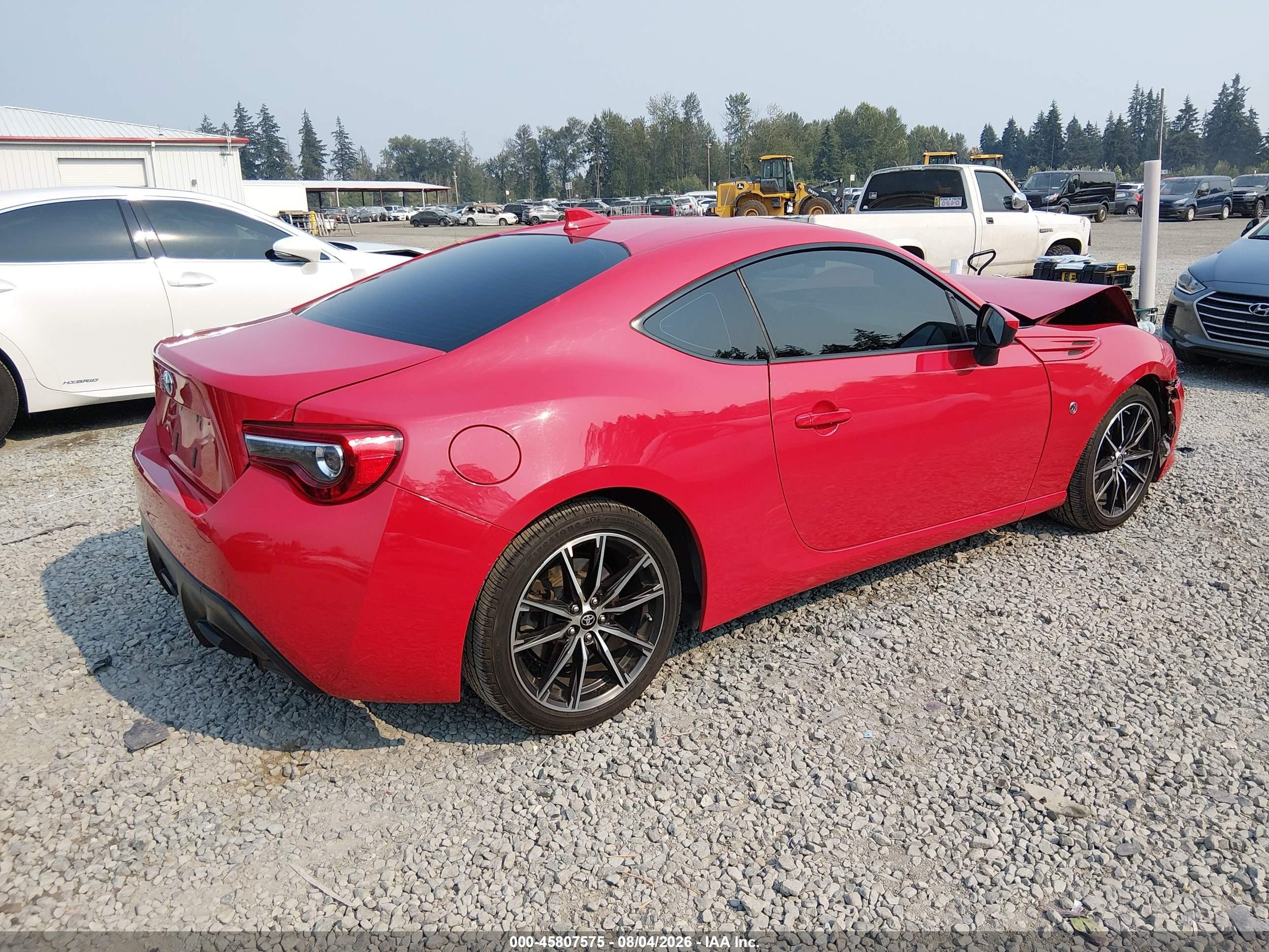 2017 Toyota 86   Red vin: JF1ZNAA11H9702279