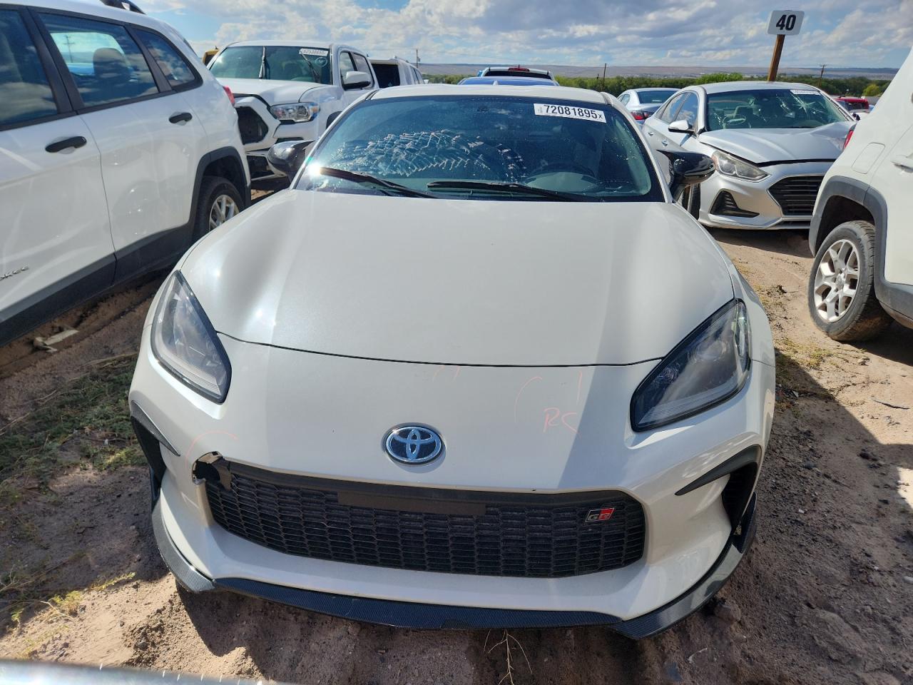 2024 Toyota Gr 86 White vin: JF1ZNBB10R9754752