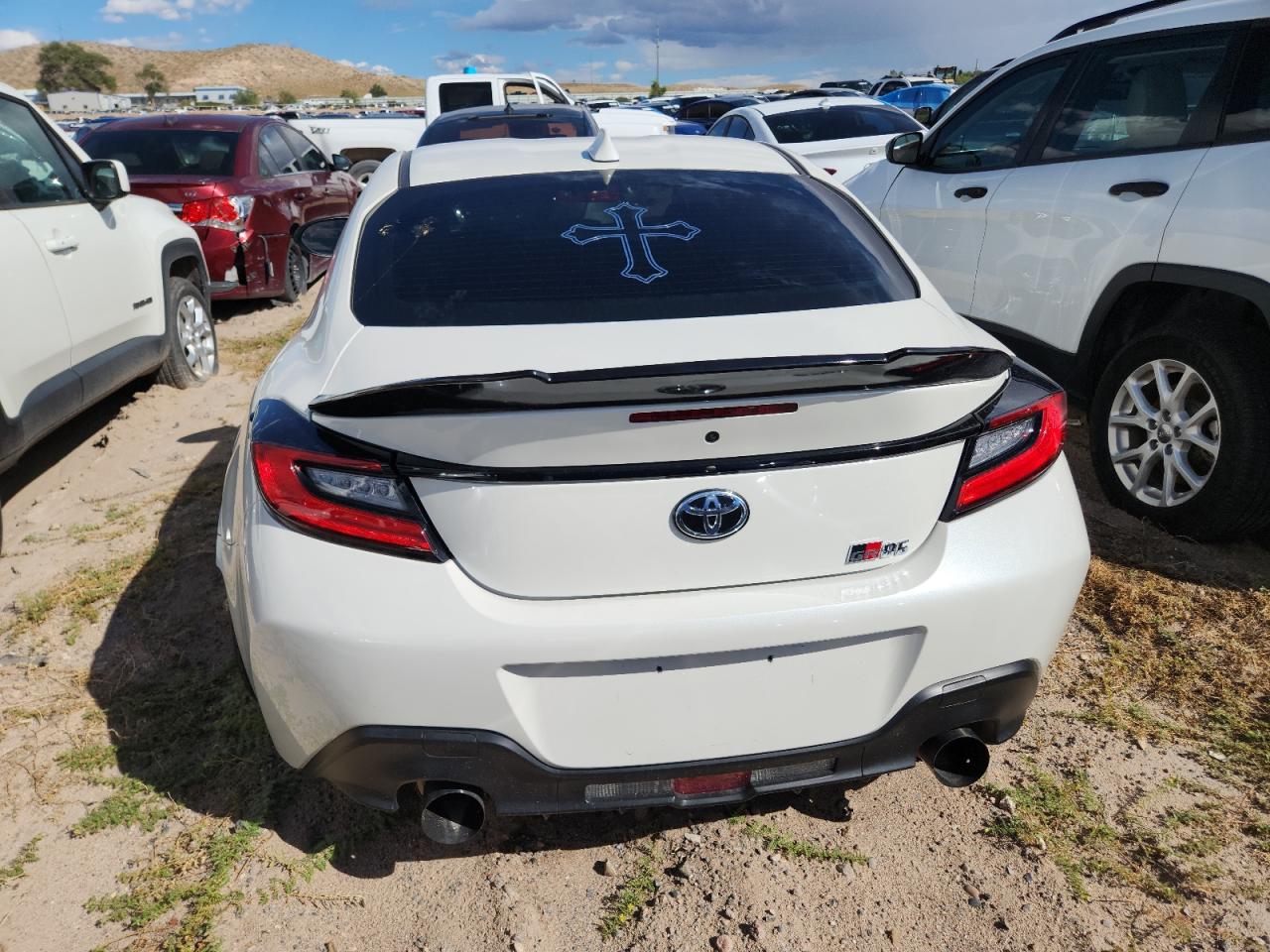 2024 Toyota Gr 86 White vin: JF1ZNBB10R9754752