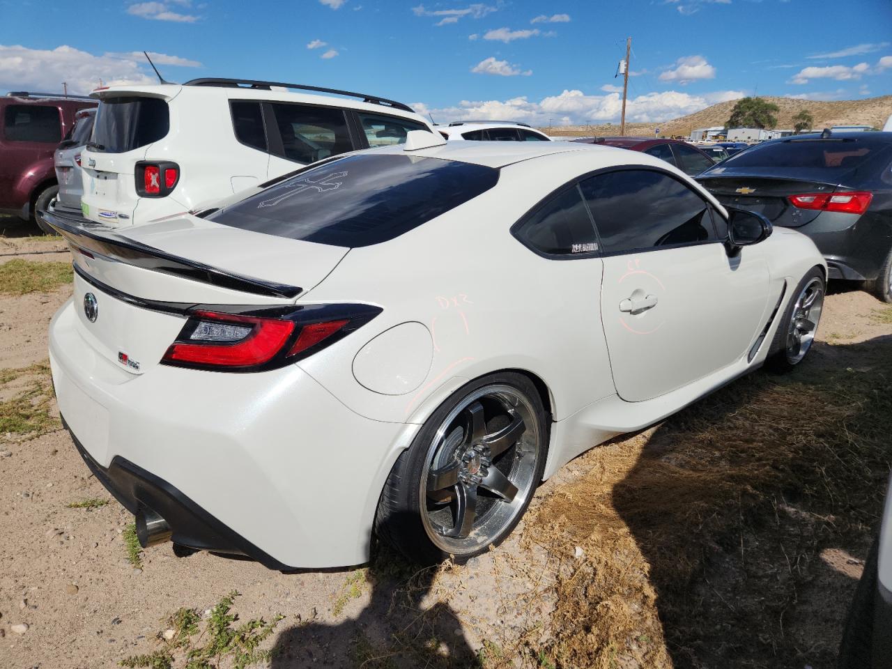2024 Toyota Gr 86 White vin: JF1ZNBB10R9754752