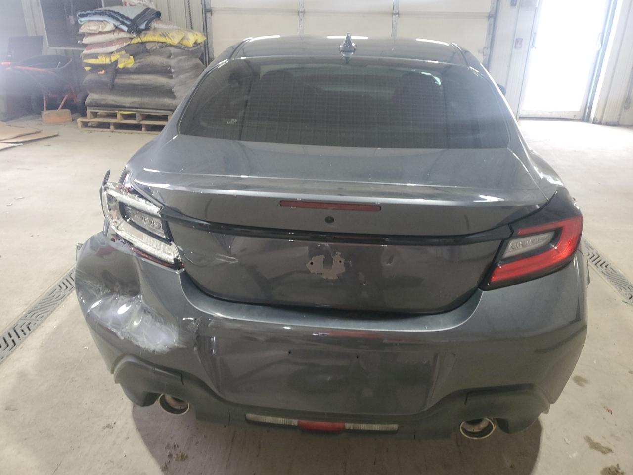 2024 Toyota Gr 86 Gray vin: JF1ZNBB10R9759062