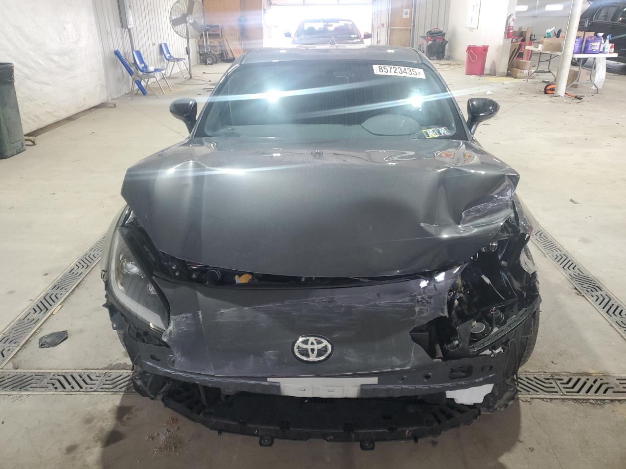 2024 Toyota Gr 86 Gray vin: JF1ZNBB10R9759062