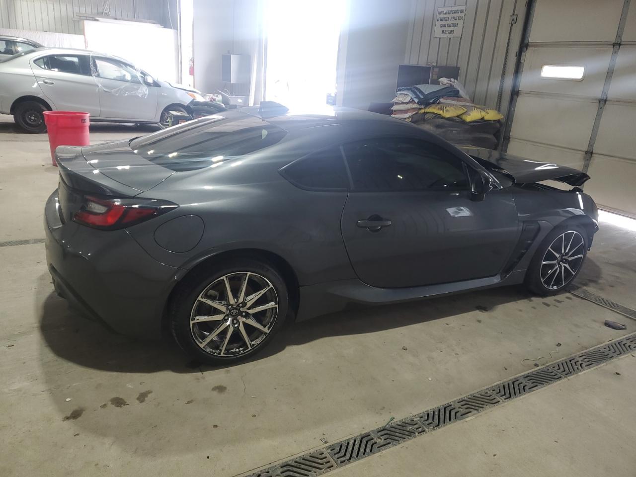 2024 Toyota Gr 86 Gray vin: JF1ZNBB10R9759062
