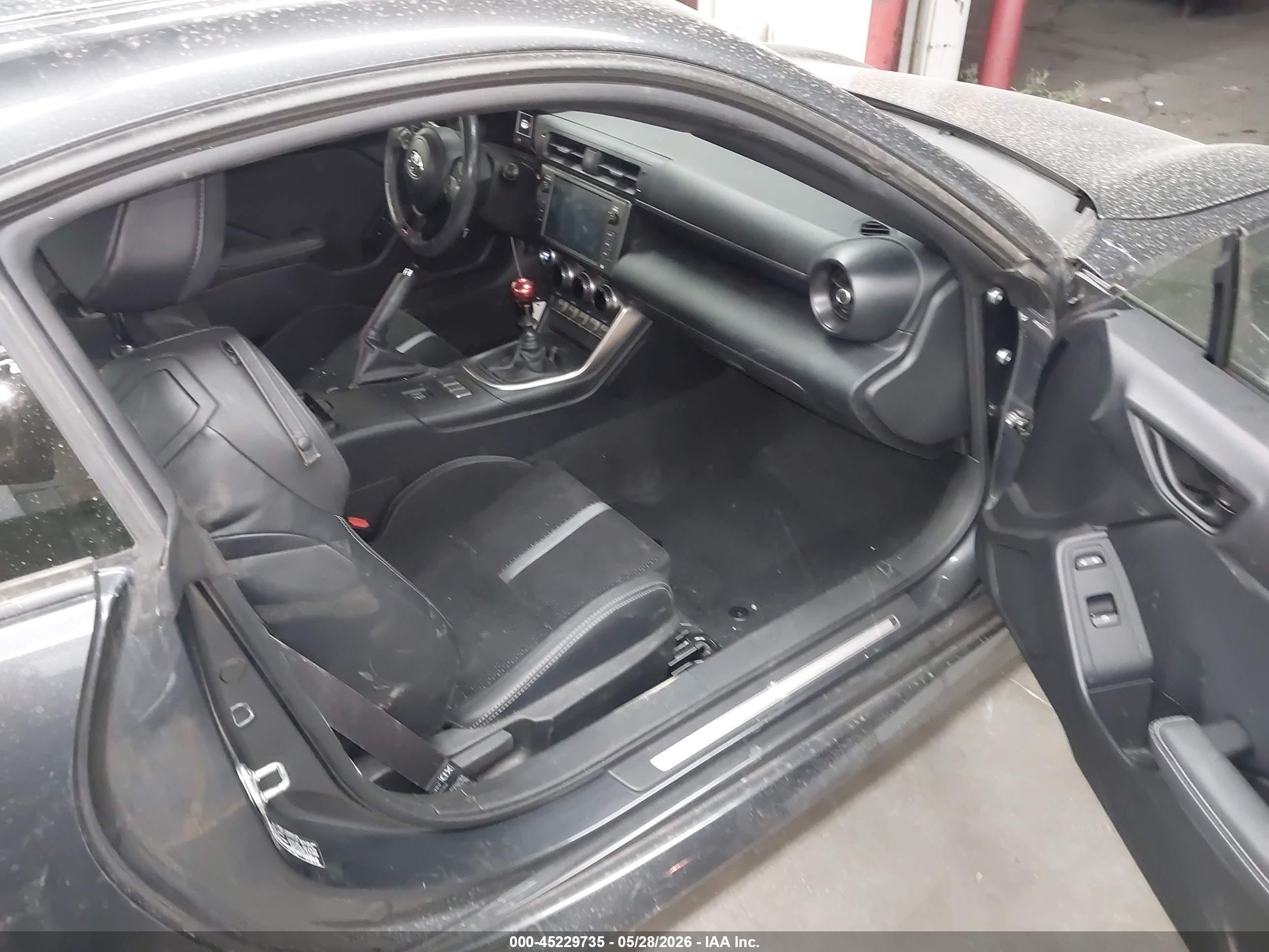 2025 Toyota Gr86 Premium Gray vin: JF1ZNBE10S9753120