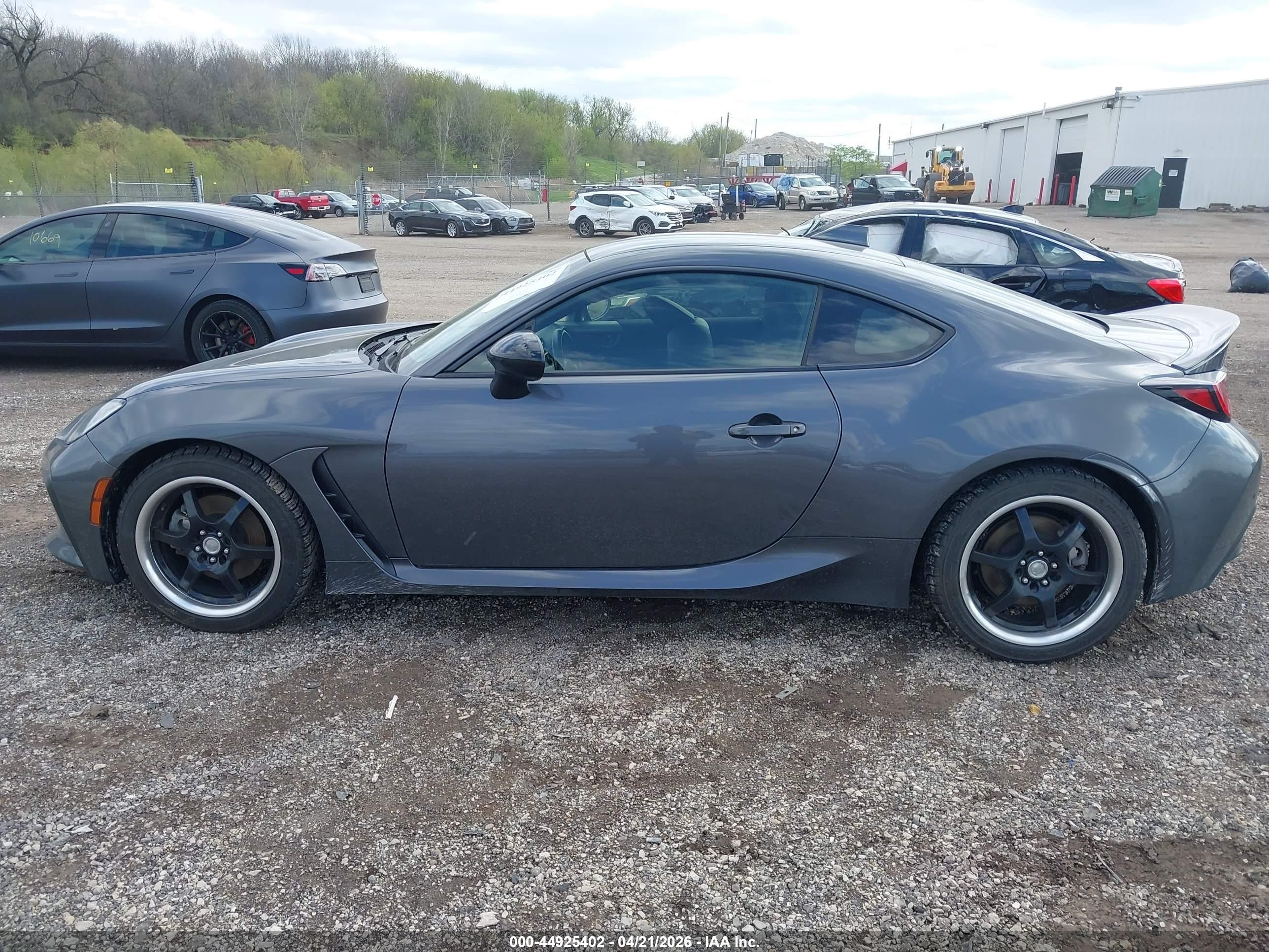 2022 Toyota Gr86 Premium Gray vin: JF1ZNBF11N8751434