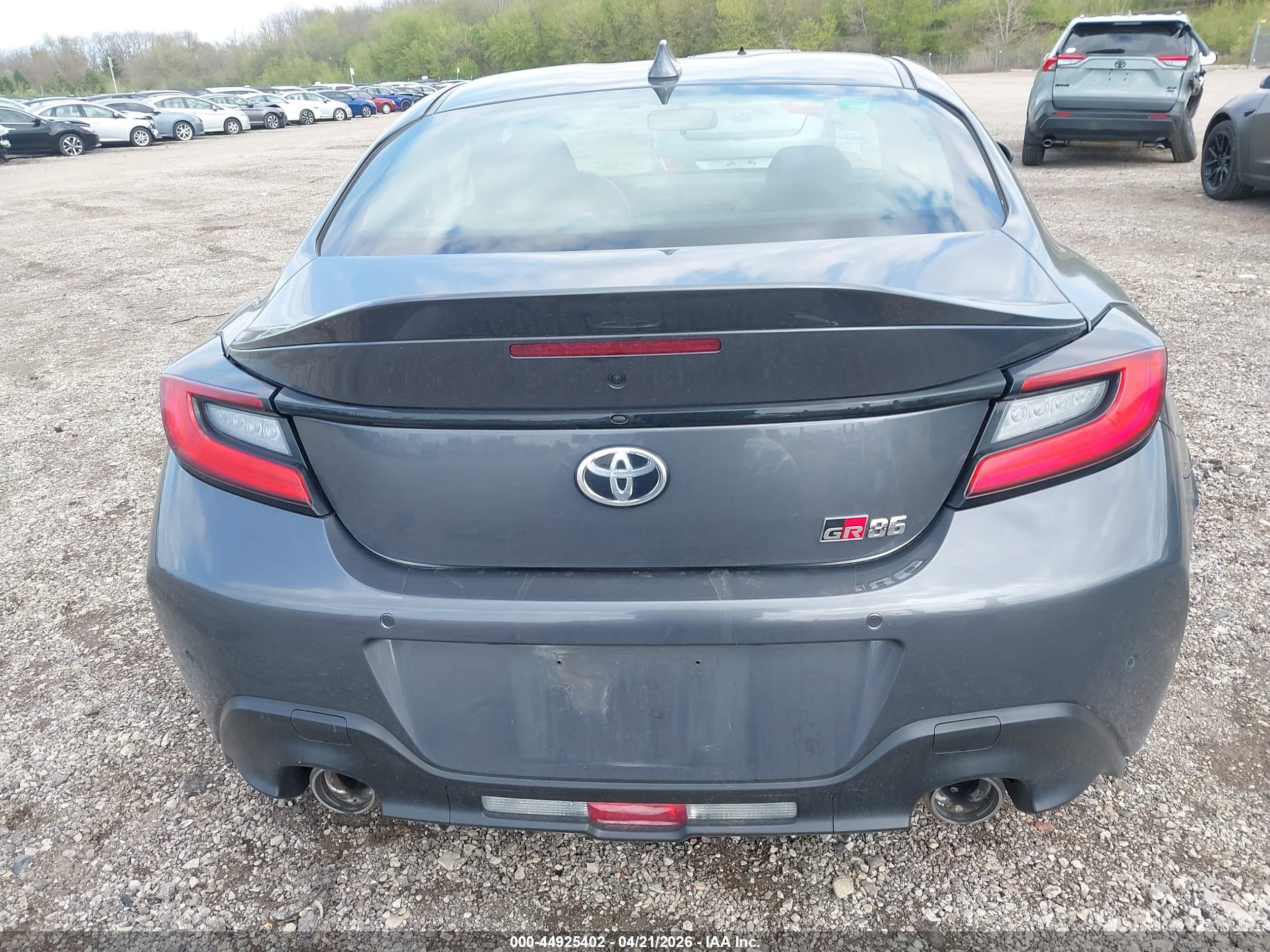 2022 Toyota Gr86 Premium Gray vin: JF1ZNBF11N8751434