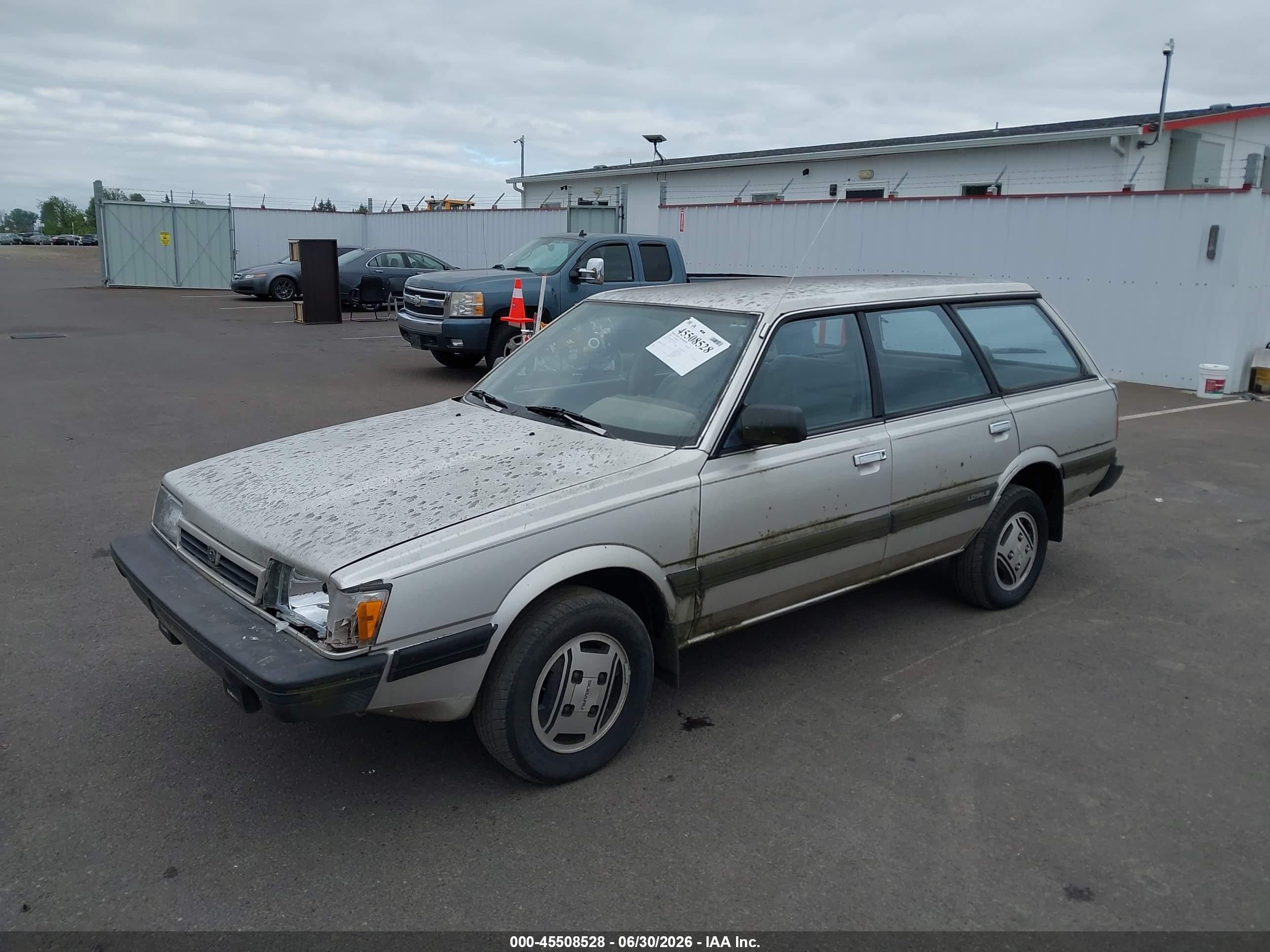 1990 Subaru Loyale Silver vin: JF2AN52B9LD408643