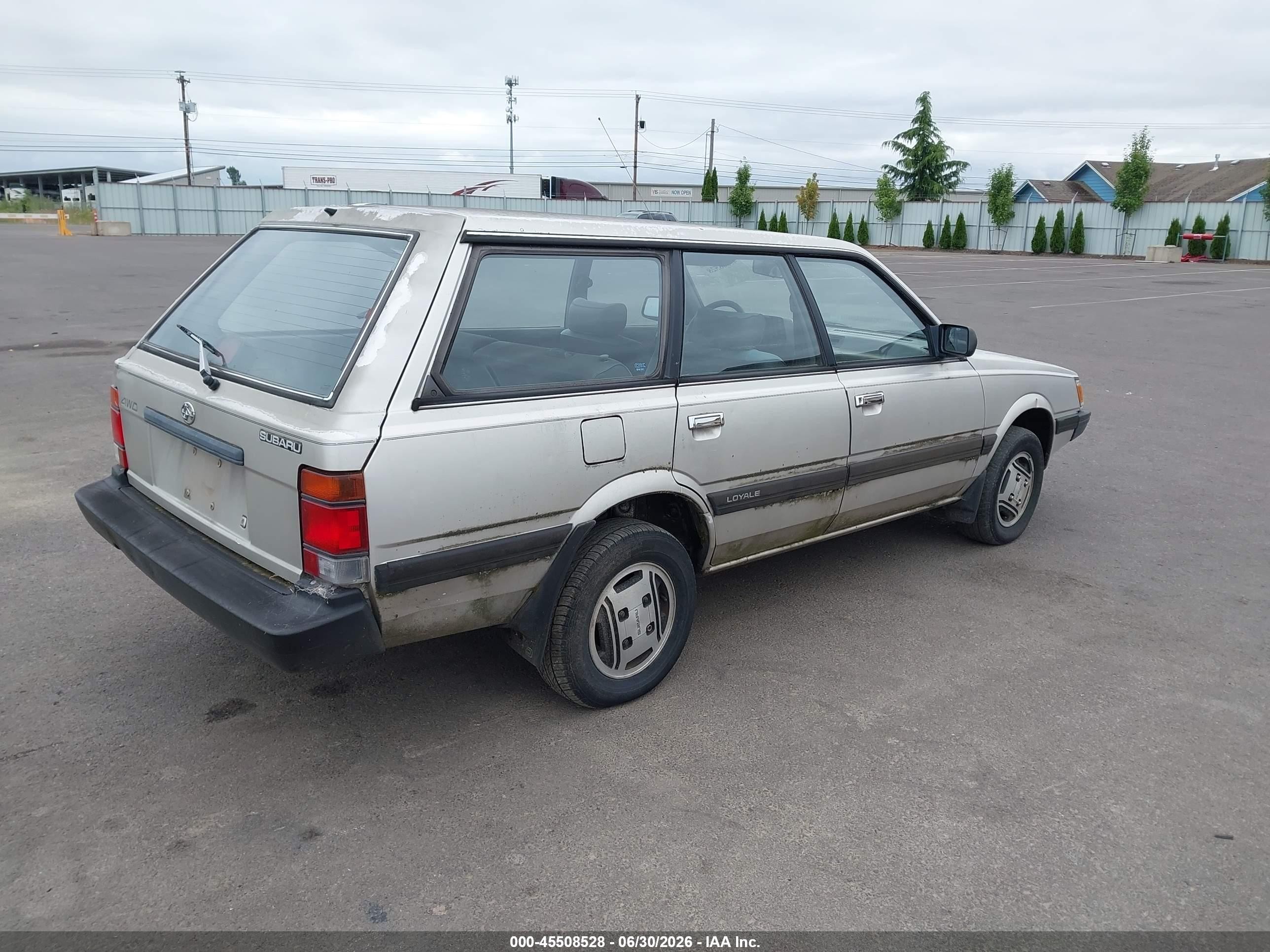 1990 Subaru Loyale Silver vin: JF2AN52B9LD408643