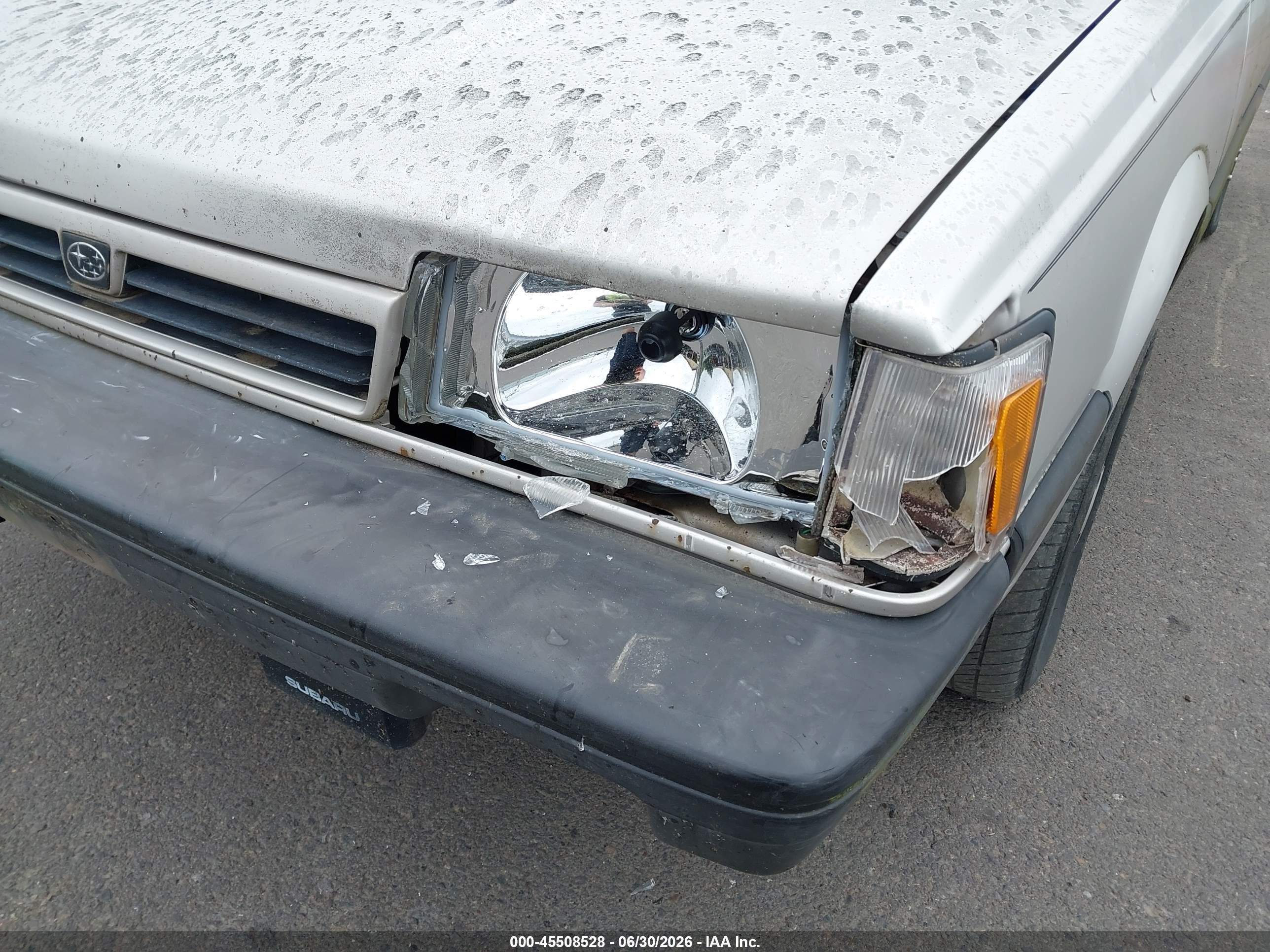 1990 Subaru Loyale Silver vin: JF2AN52B9LD408643