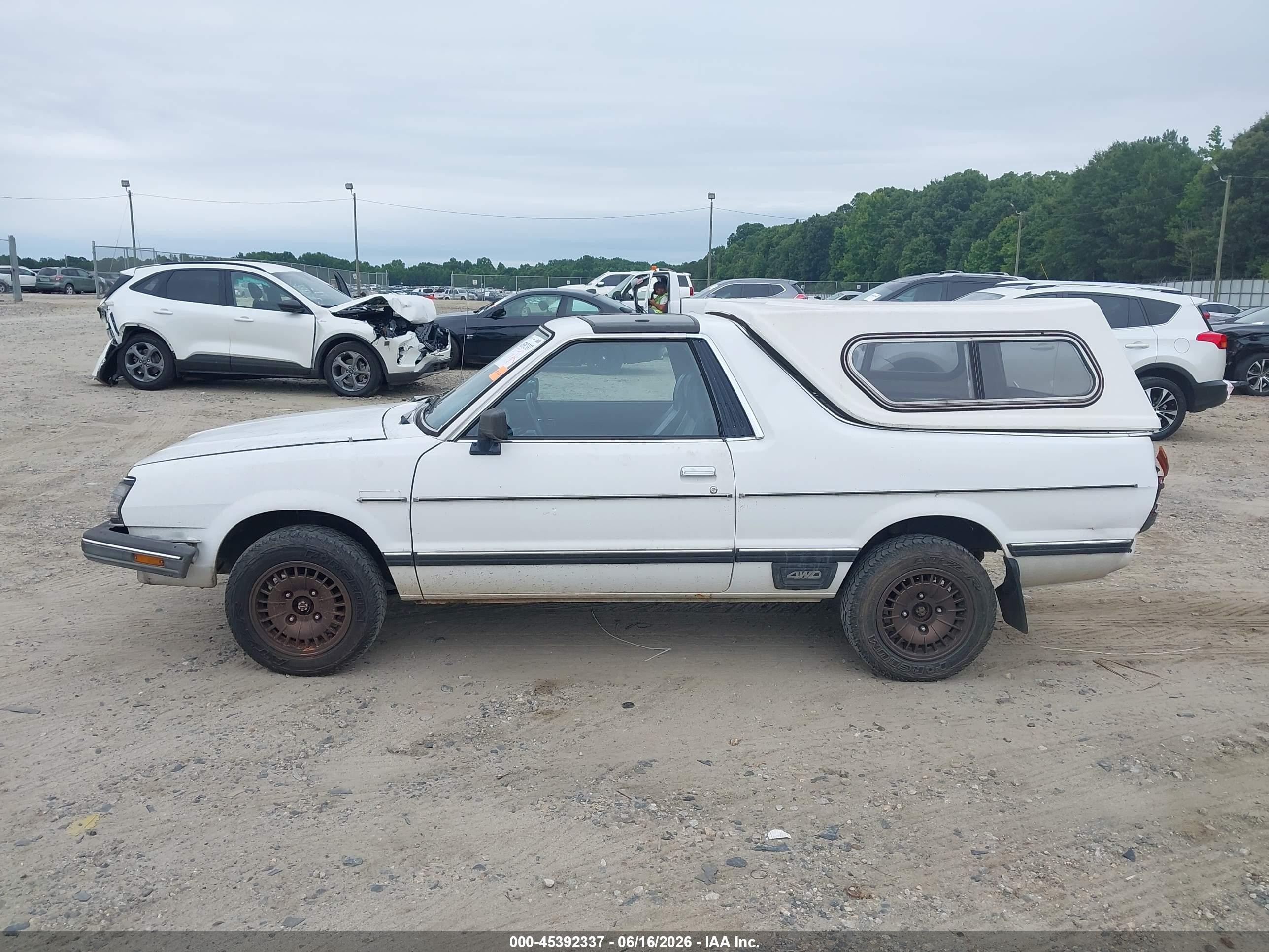 1985 Subaru Brat Gl White vin: JF2AT53B8FE504086