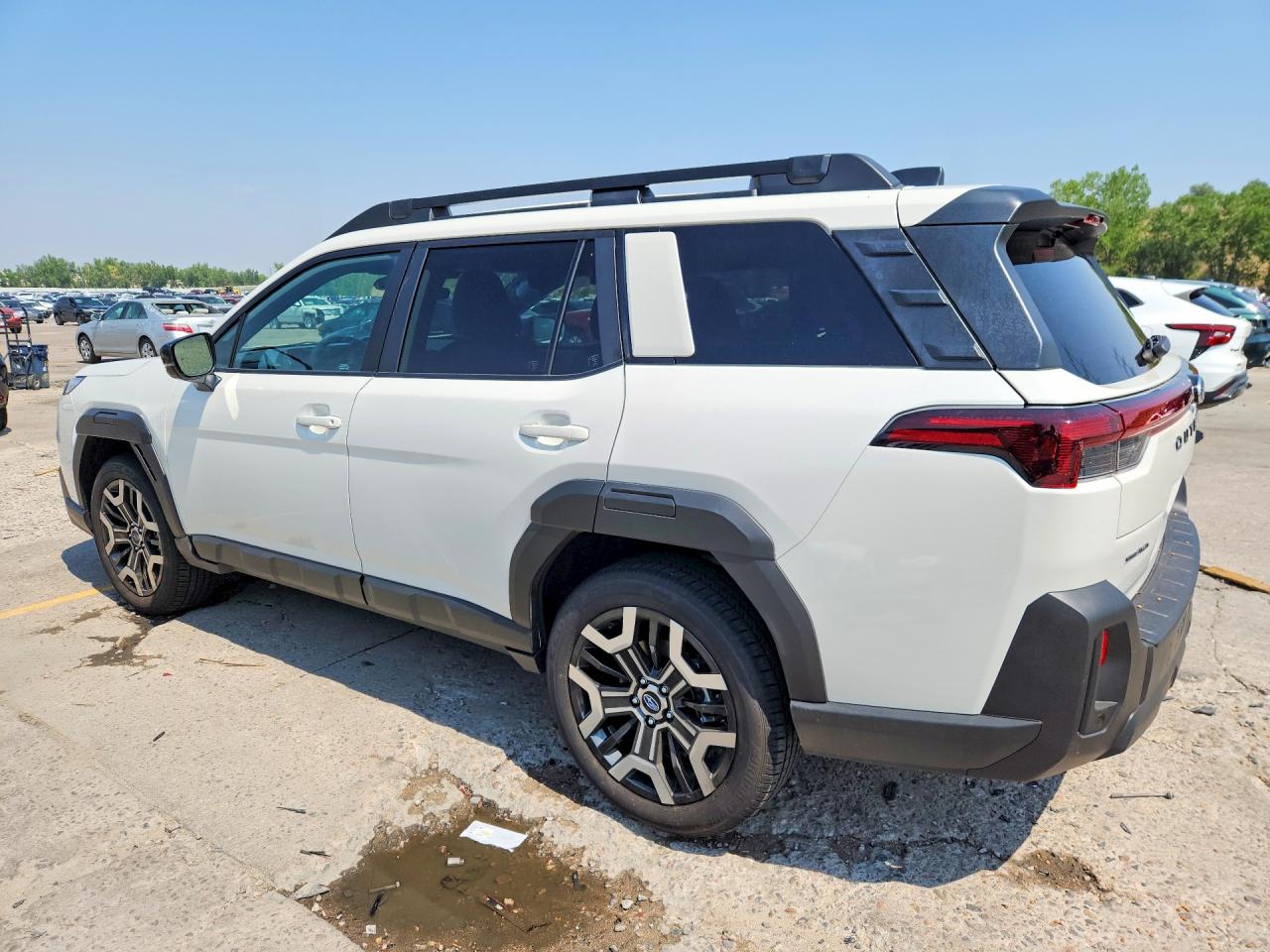 2026 Subaru Outback Touring Xt White vin: JF2BURJD6TY547087