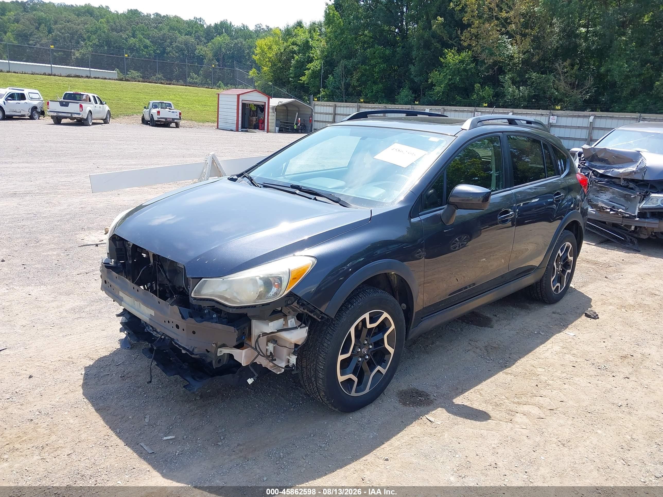 2017 Subaru Crosstrek 2.0i Premium Silver vin: JF2GPABC0H8253079