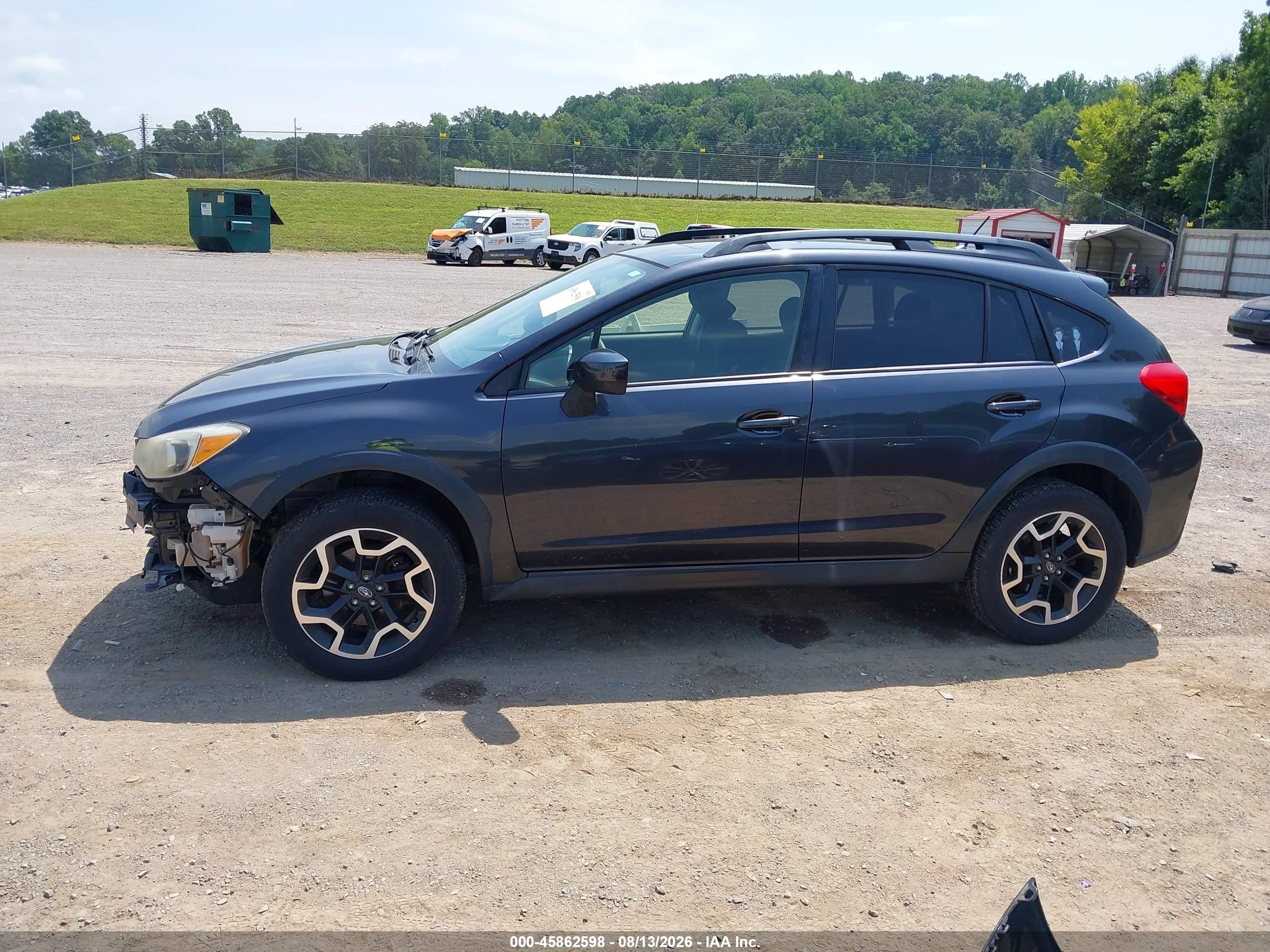 2017 Subaru Crosstrek 2.0i Premium Silver vin: JF2GPABC0H8253079