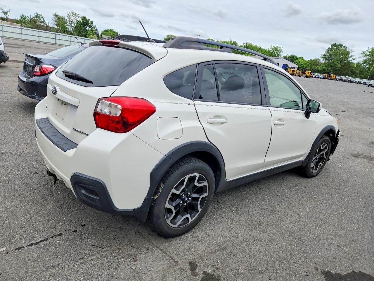 2016 Subaru Crosstrek Premium White vin: JF2GPABC2G8322739
